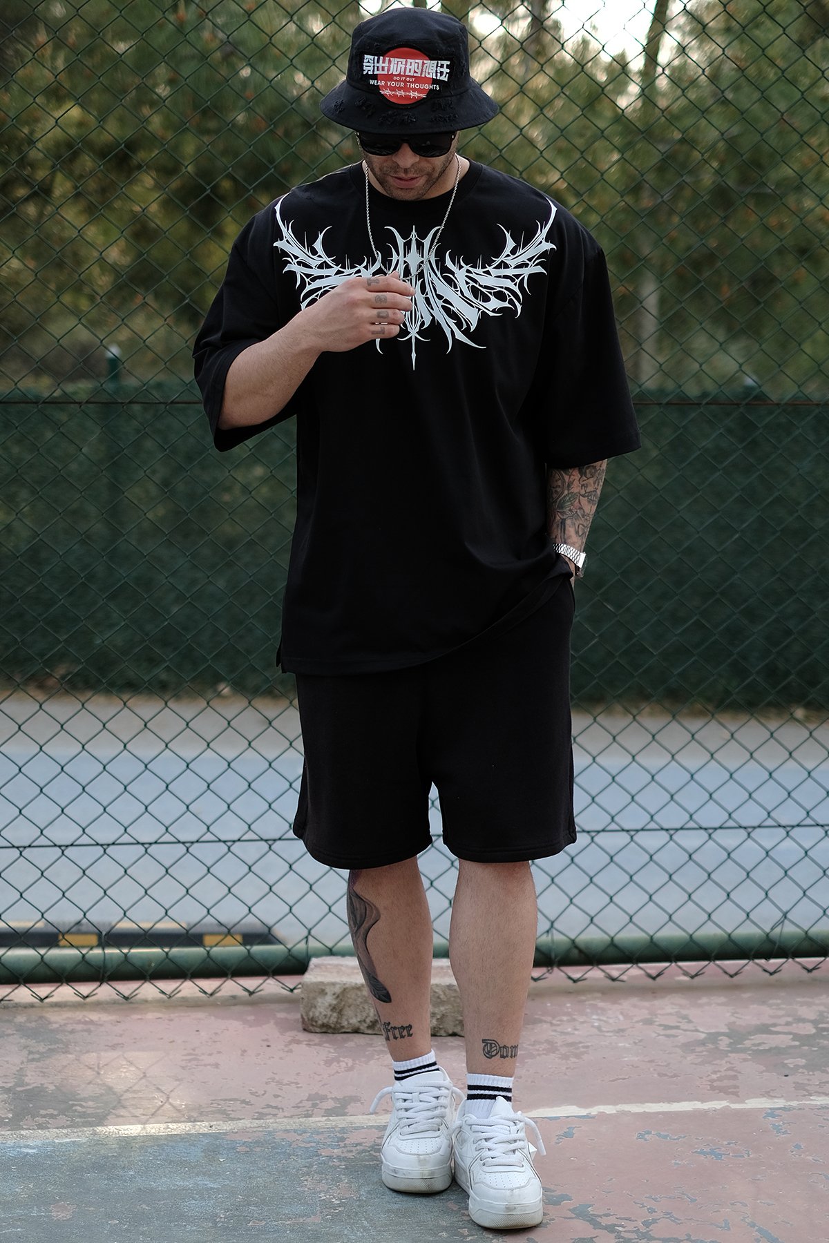 808 Tribal Cizim Baskılı Oversize Tişört