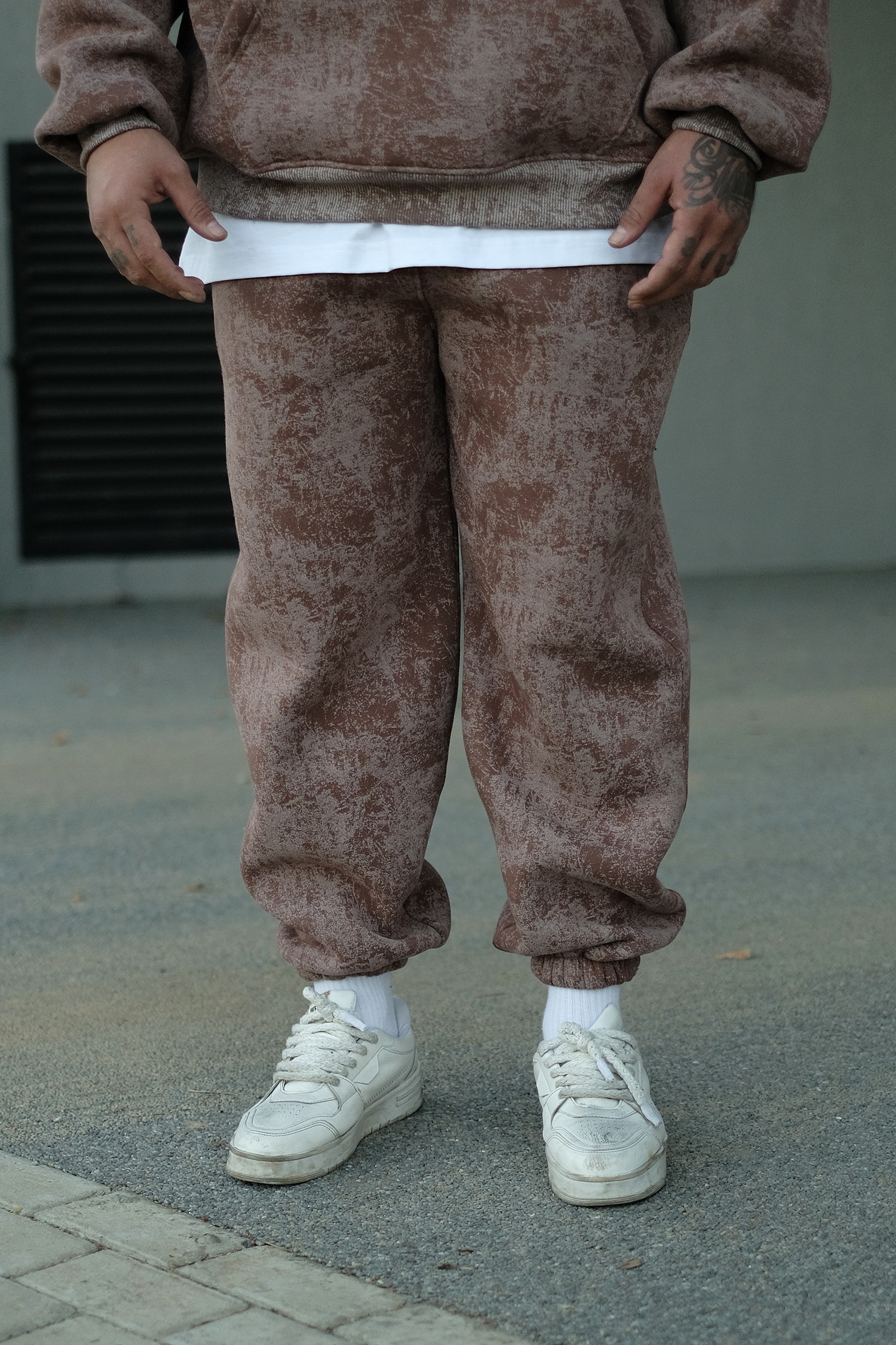 808 Eskitme Efekt Oversize Puff Jogger Eşofman Altı - Kahverengi