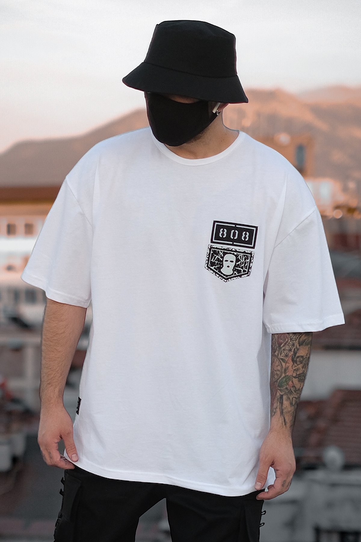 808 '' Savage x Ski Mask '' Baskılı Oversize Tişört