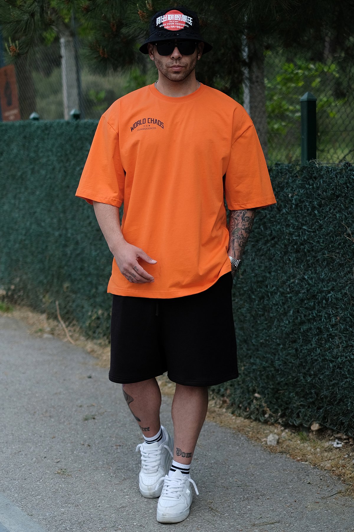 808 World Chaos Oversize Tişört