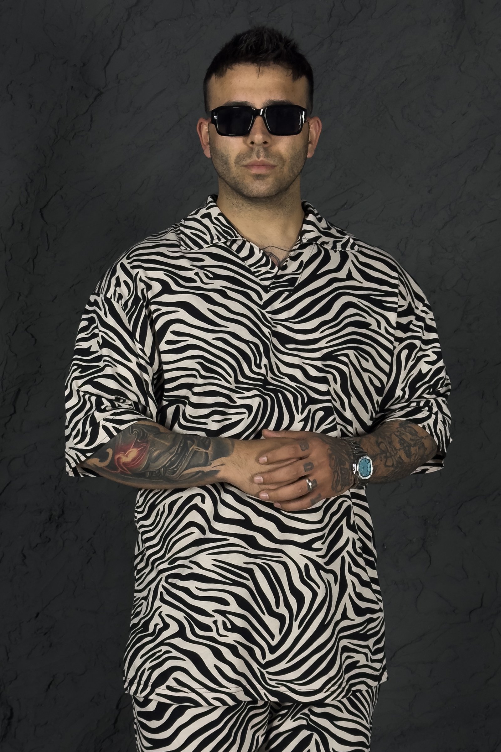808 Zebra Desen Yakalı Oversize Tişört