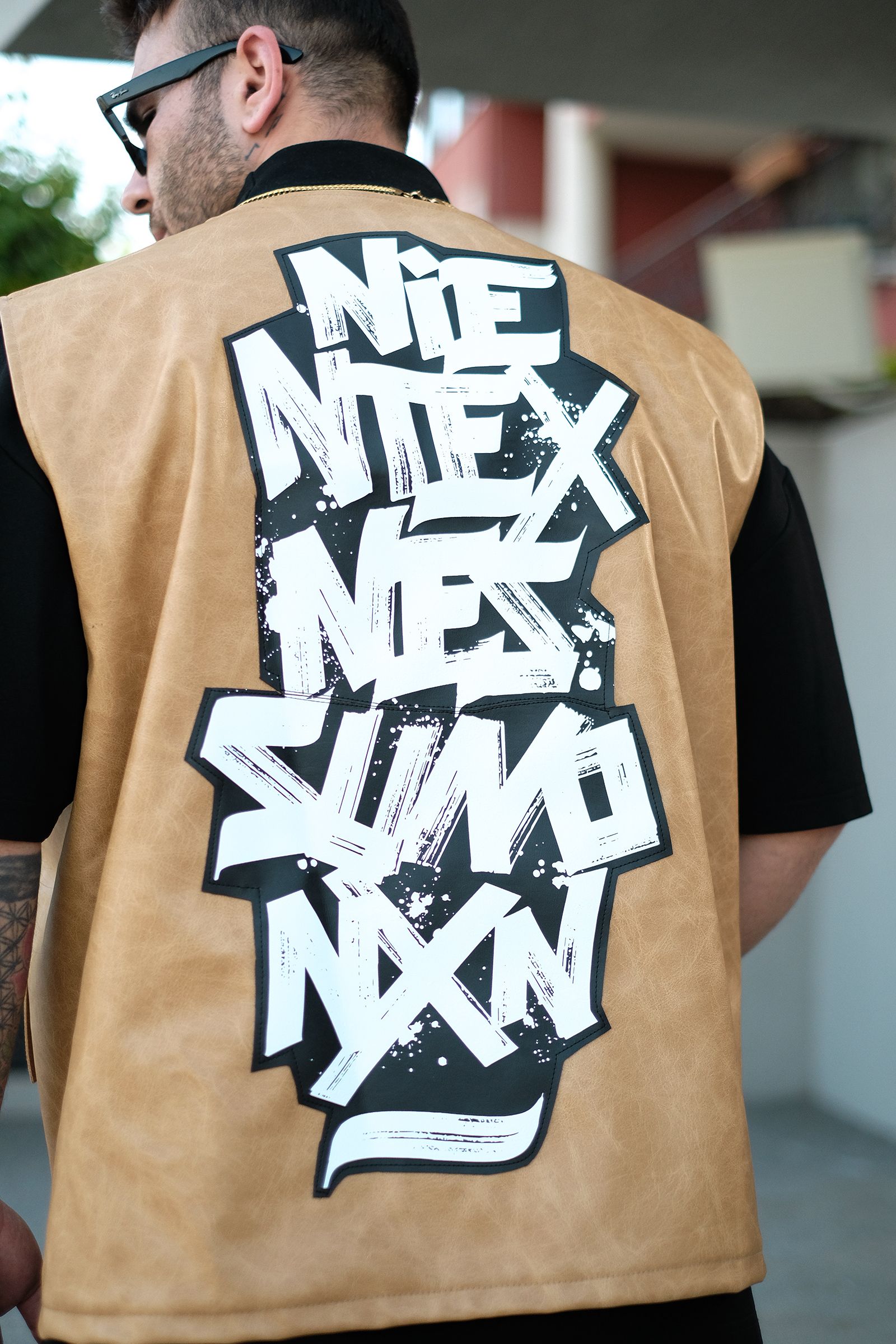 808 Oversize Tek Düğme '' Harmony '' Deri Patch Yelek