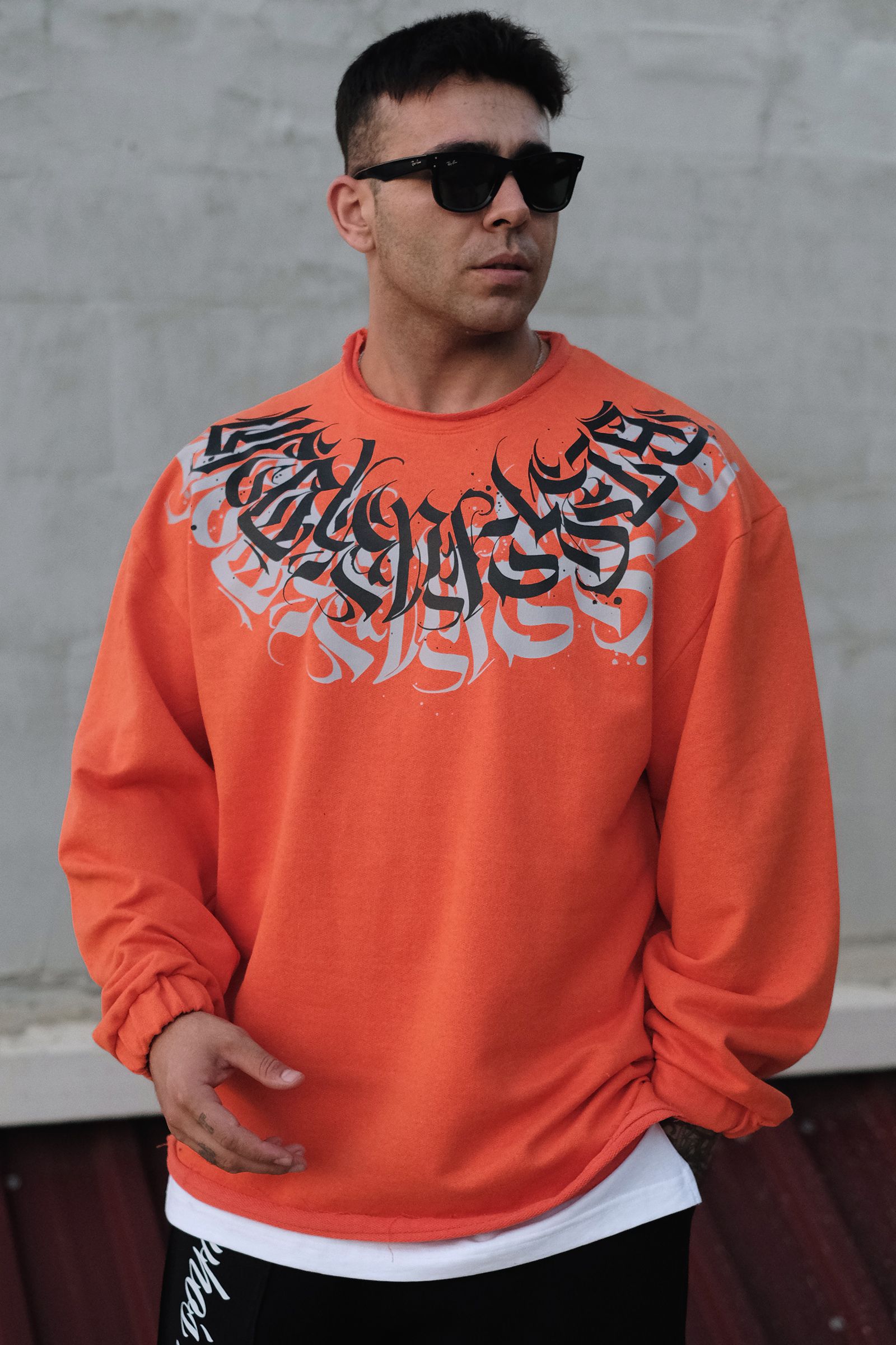 808 Kontrast Kaligrafi Yaka Baskılı Oversize Sweatshirt