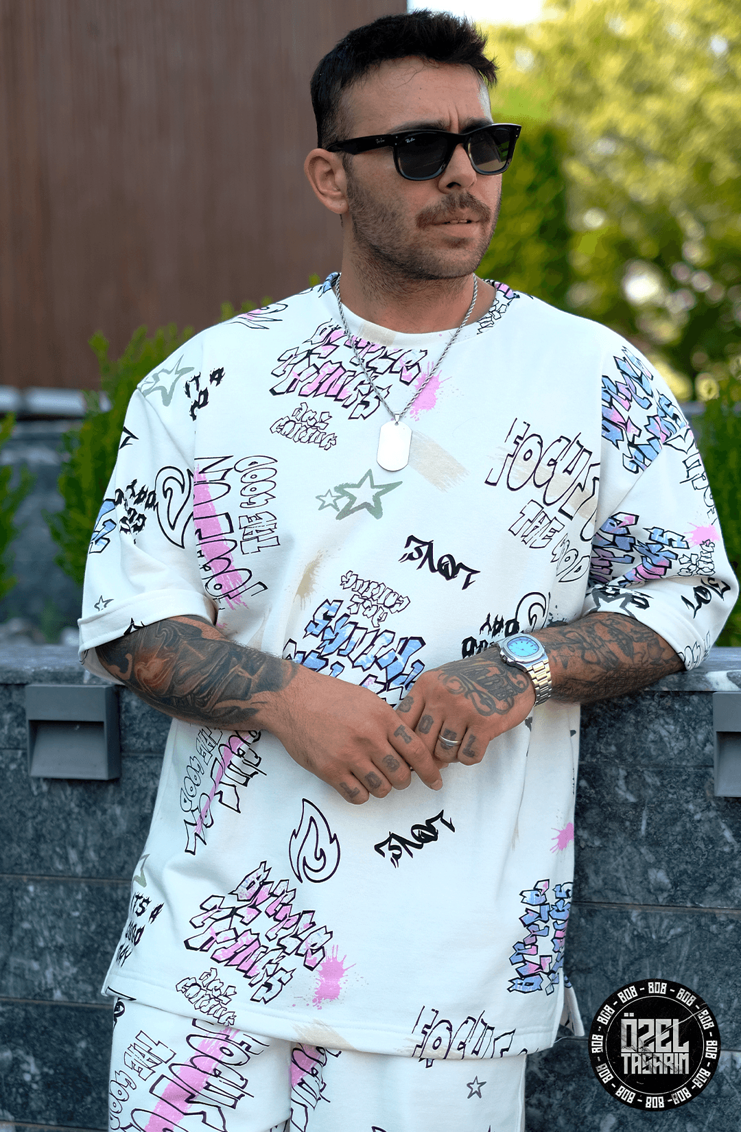 808 Karışık Graffiti Desen Tok Oversize Tişört