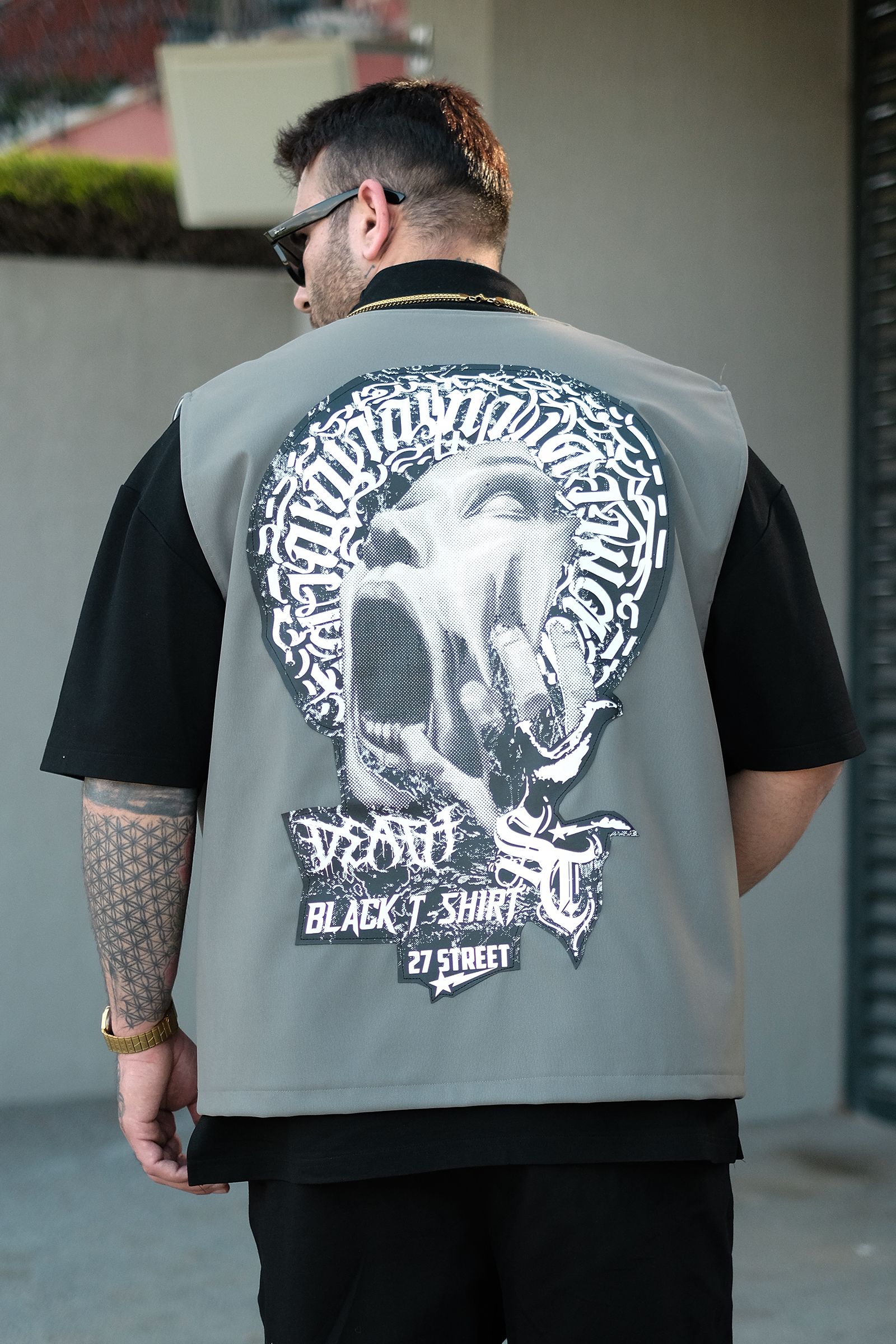 808 Oversize Tek Düğme '' Ambition '' Deri Patch Yelek (Koyu Gri)