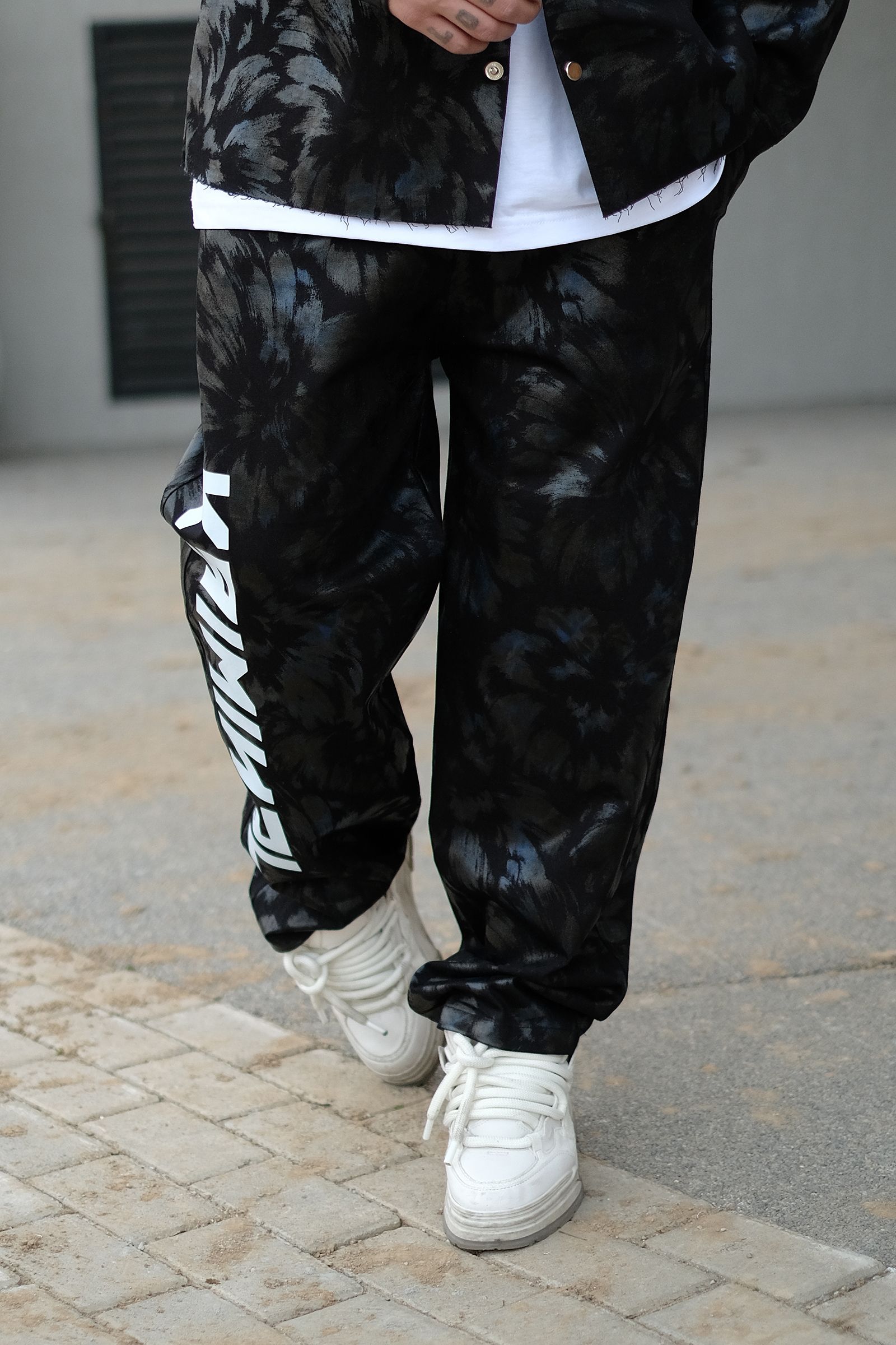 808 Sıvama Efektli Baskılı Baggy Kot Pantolon