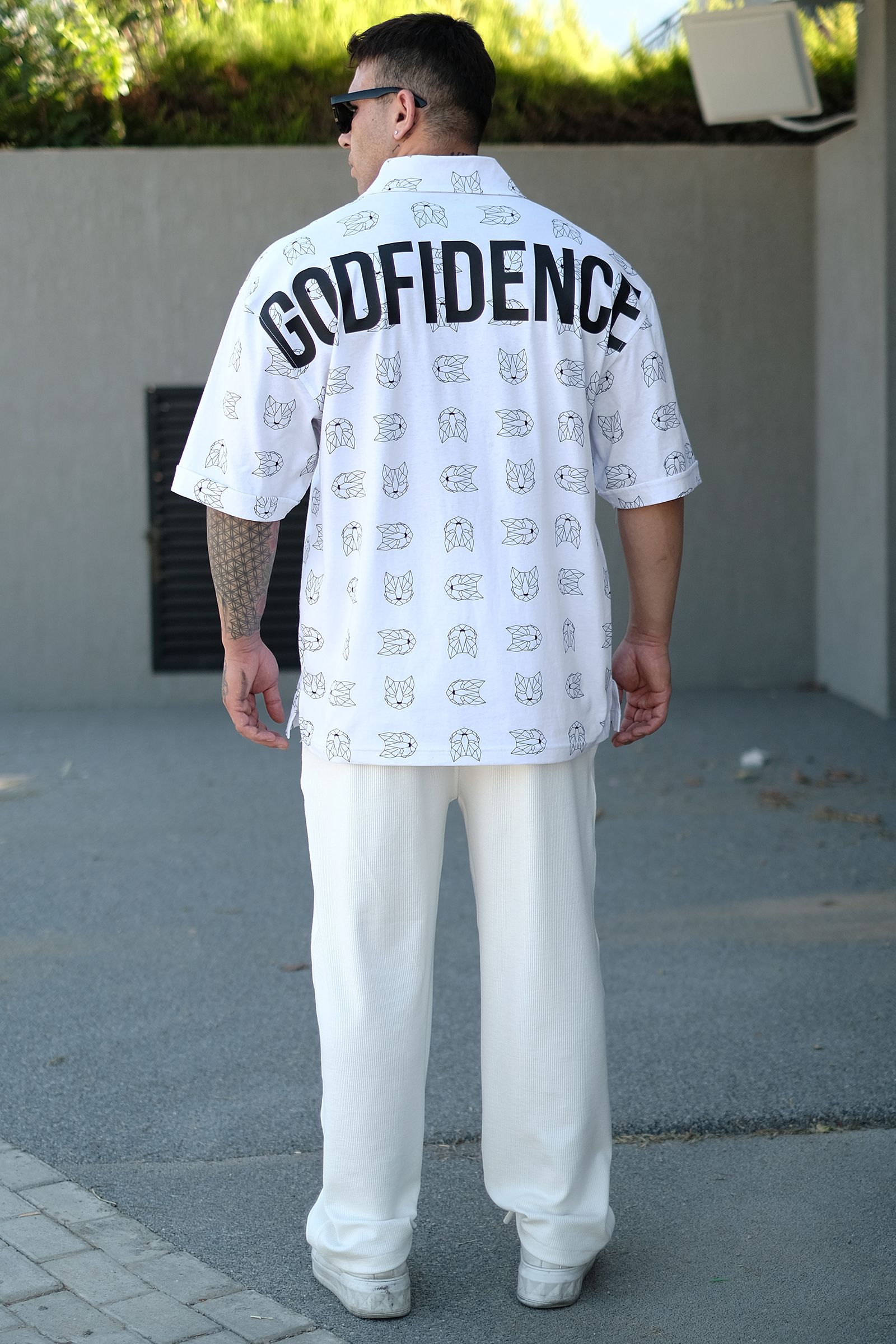 808 Godfidence Baskılı Oversize Yakalı Tişört