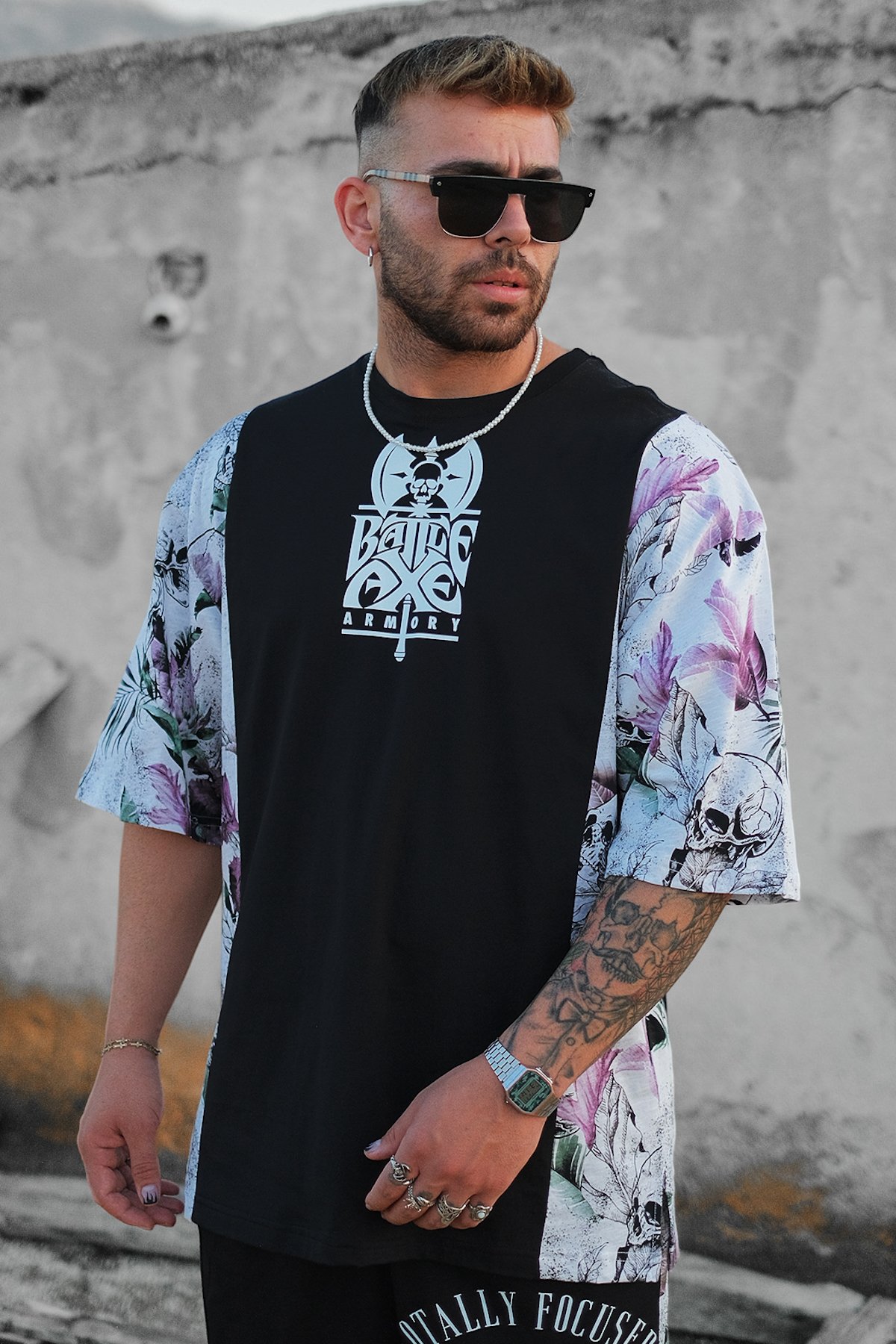 808 Totally Focused Yan Kontrast Sırt Baskılı Oversize Tişört