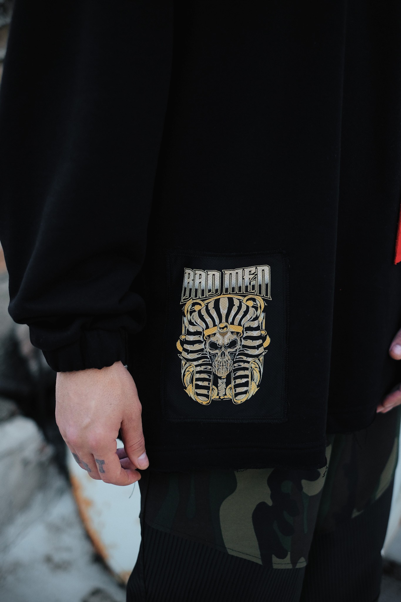 808 ''Bad Men'' Baskılı Fermuar Yırtmaç Oversize Sweatshirt