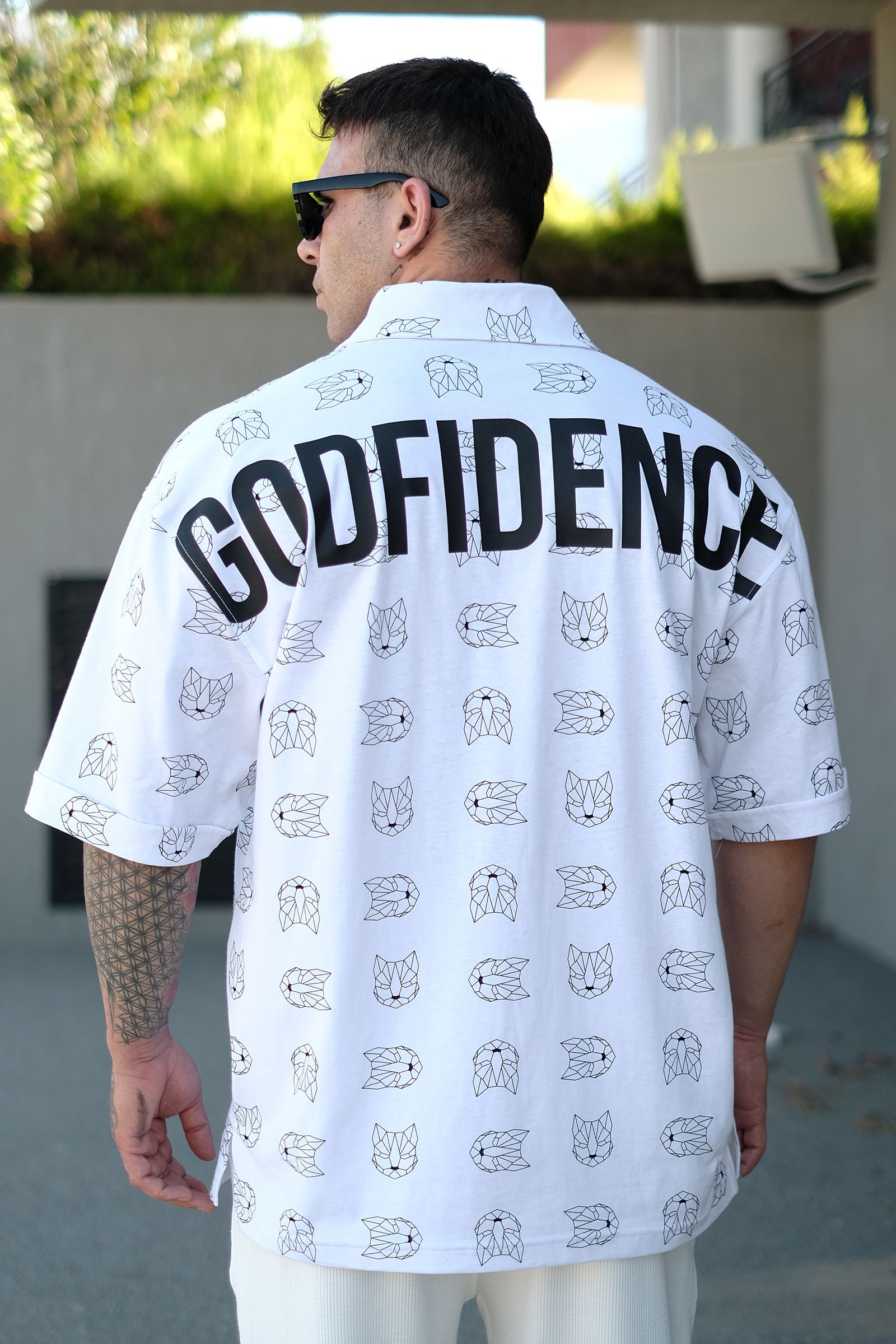 808 Godfidence Baskılı Oversize Yakalı Tişört - Beyaz