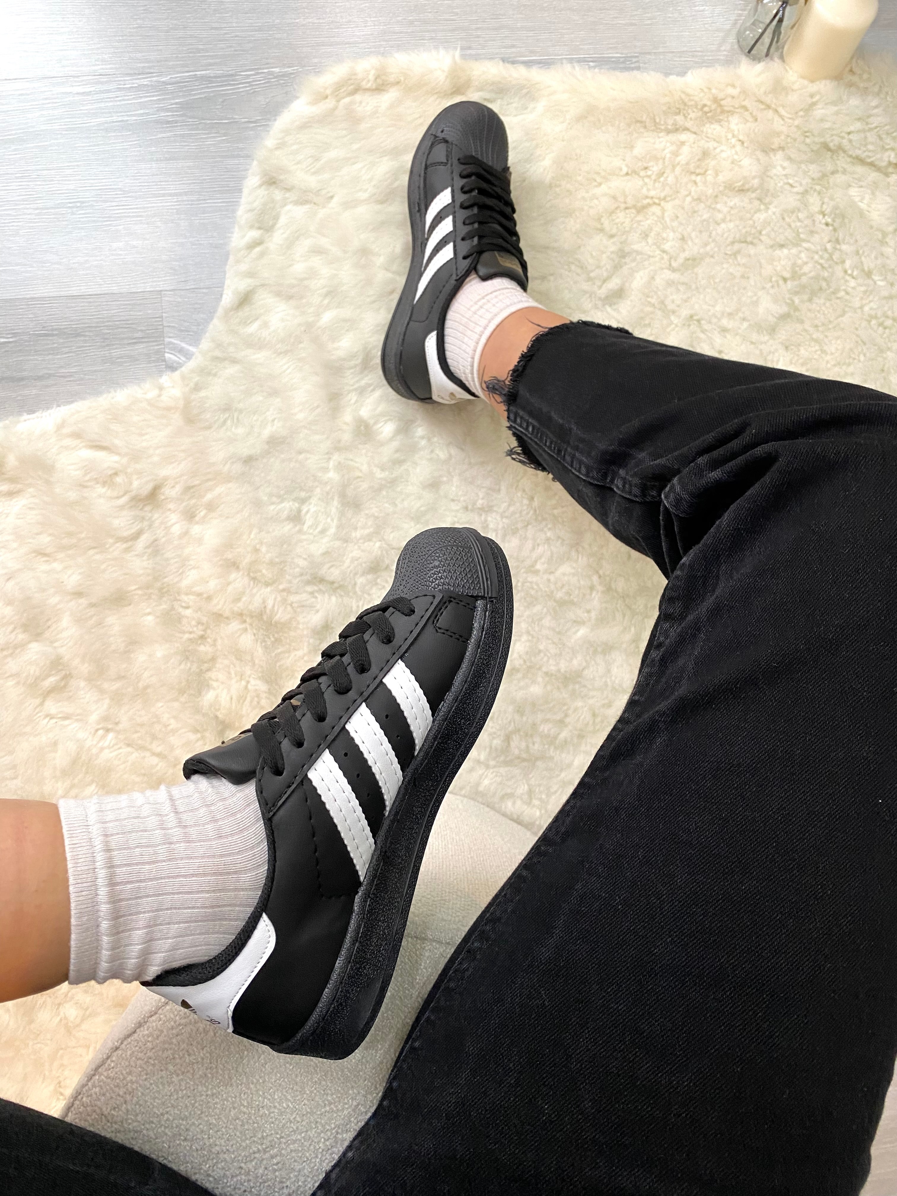 SuperStar - Siyah & Beyaz