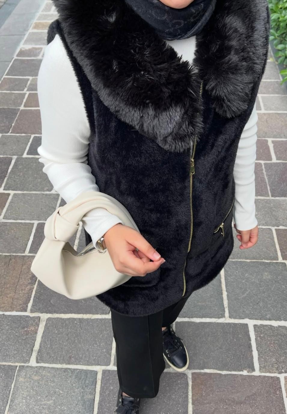 Angora Yelek