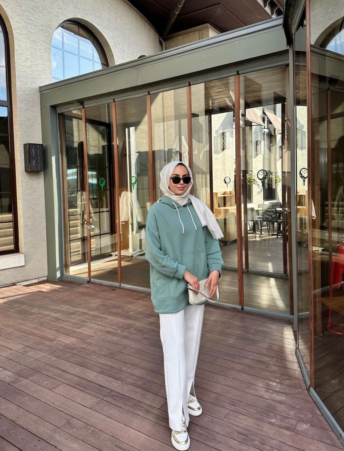Sweatshirt Kanguru Cepli