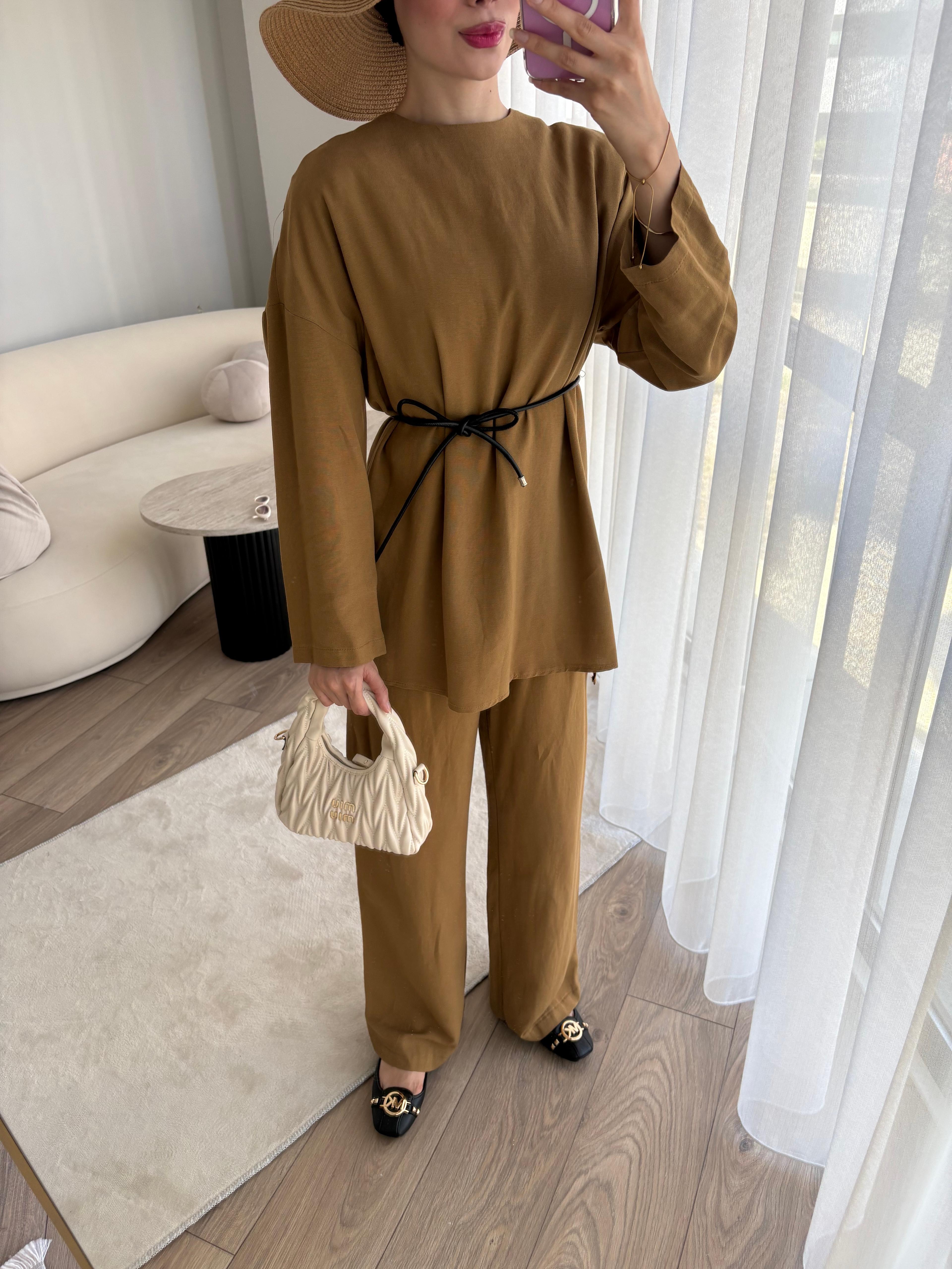 Deri Kemer Detaylı Takım - Camel