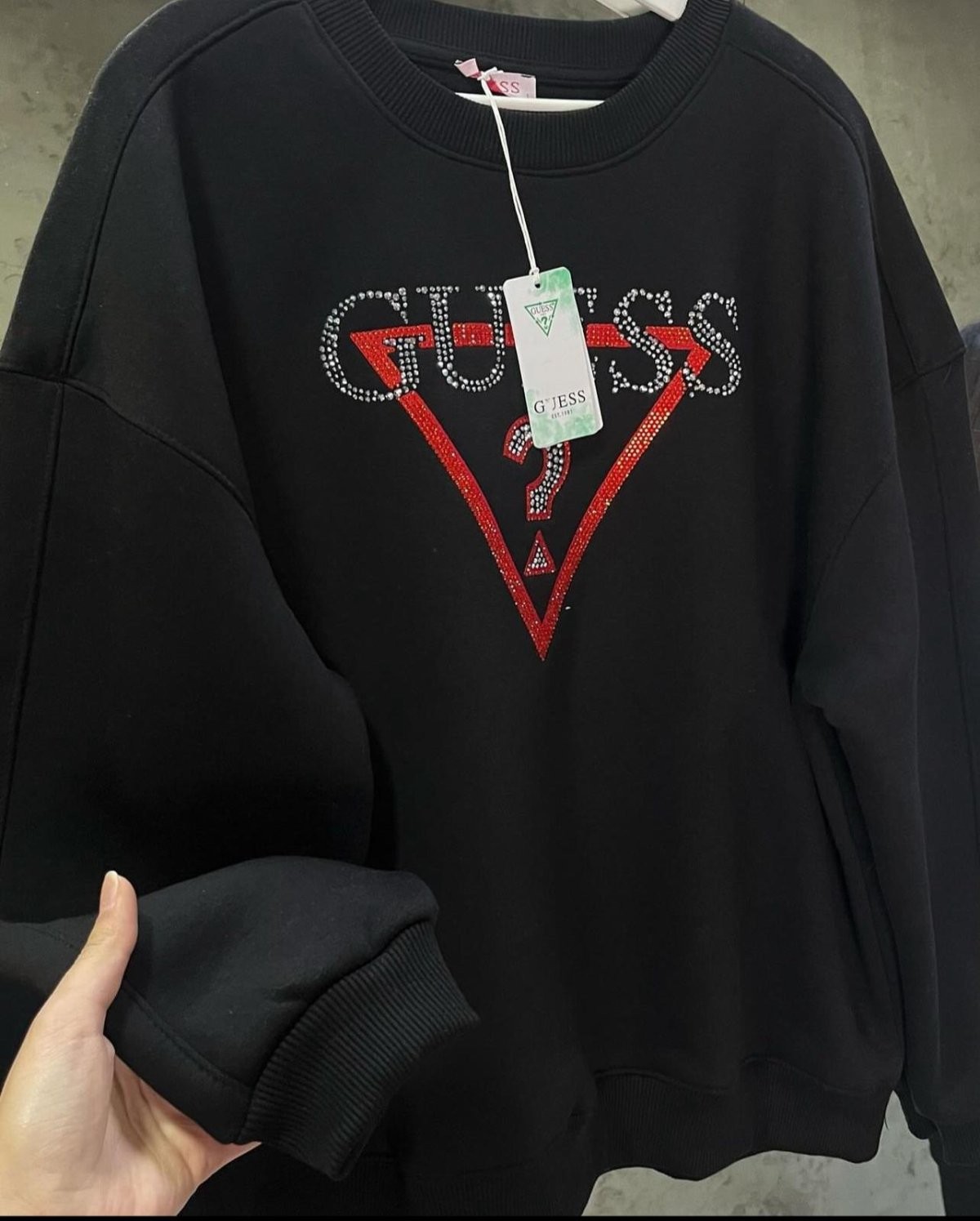 Taşlı Muadil Sweatshirt