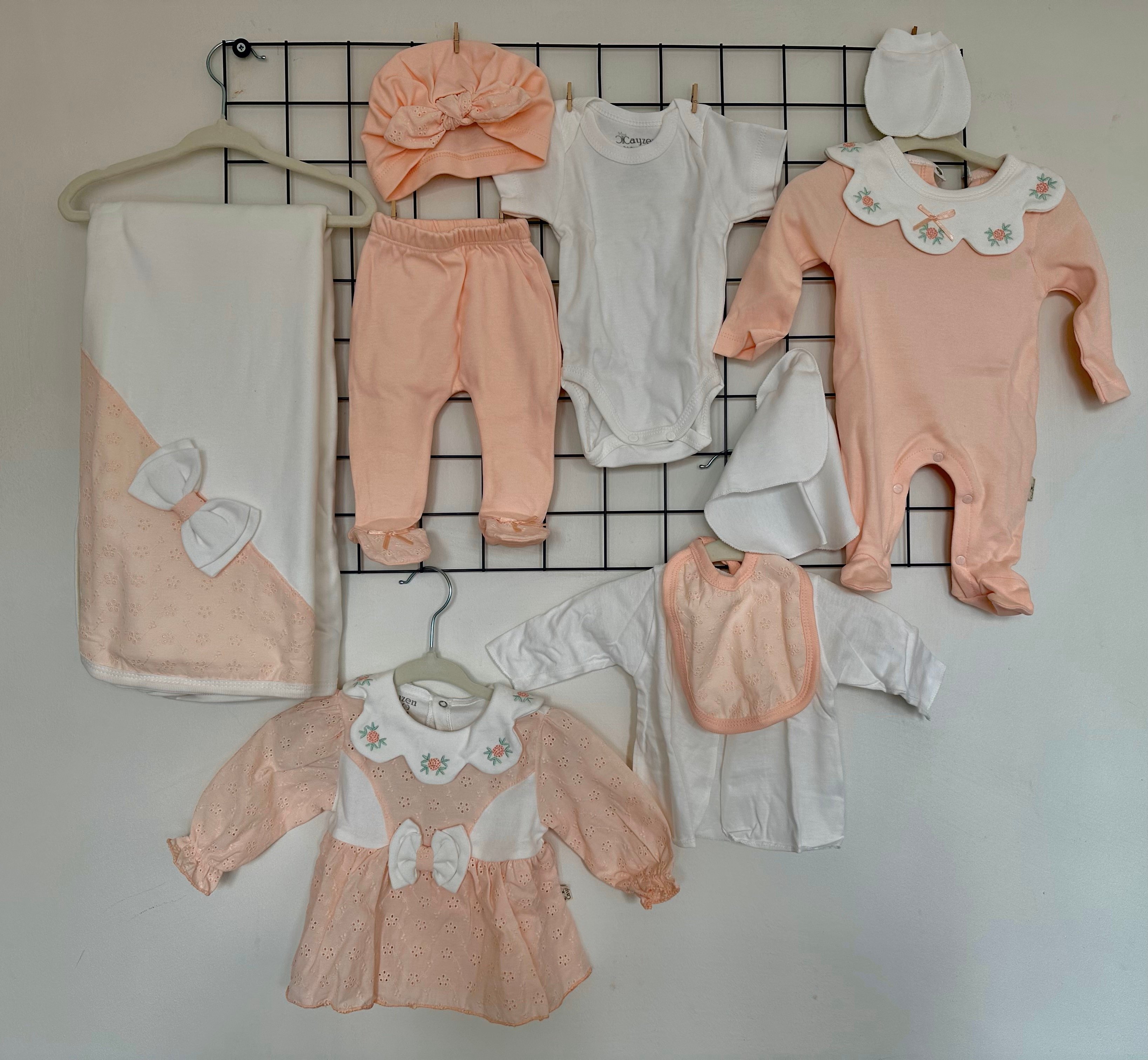 GÜPÜRLÜ 10'LU SET HASTANE ÇIKIŞI KIZ BEBEK