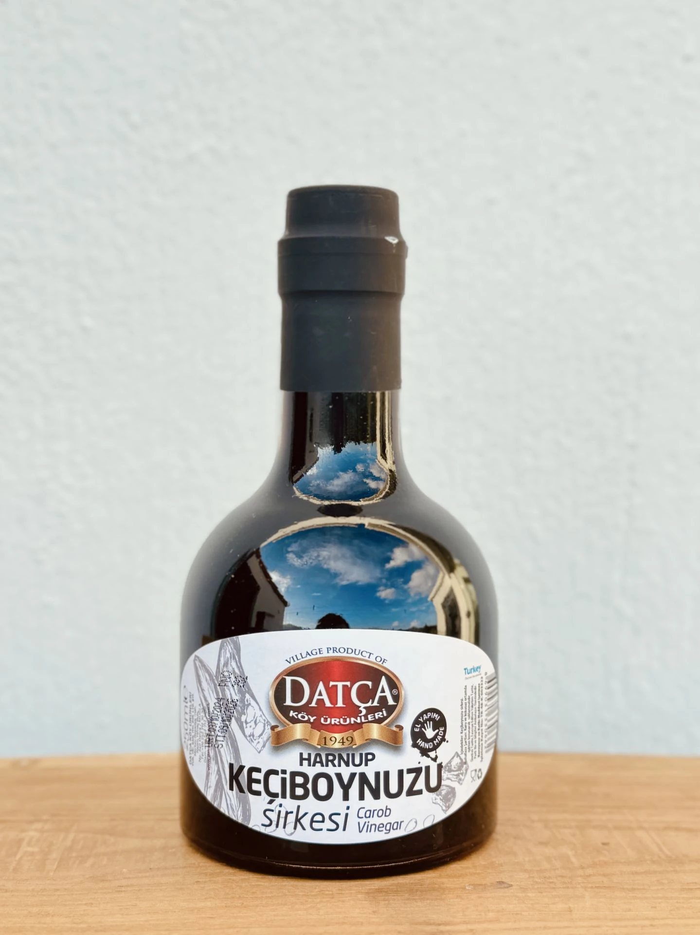 Datça Keçiboynuzu Sirkesi Kule Şişe 250 ml Üst