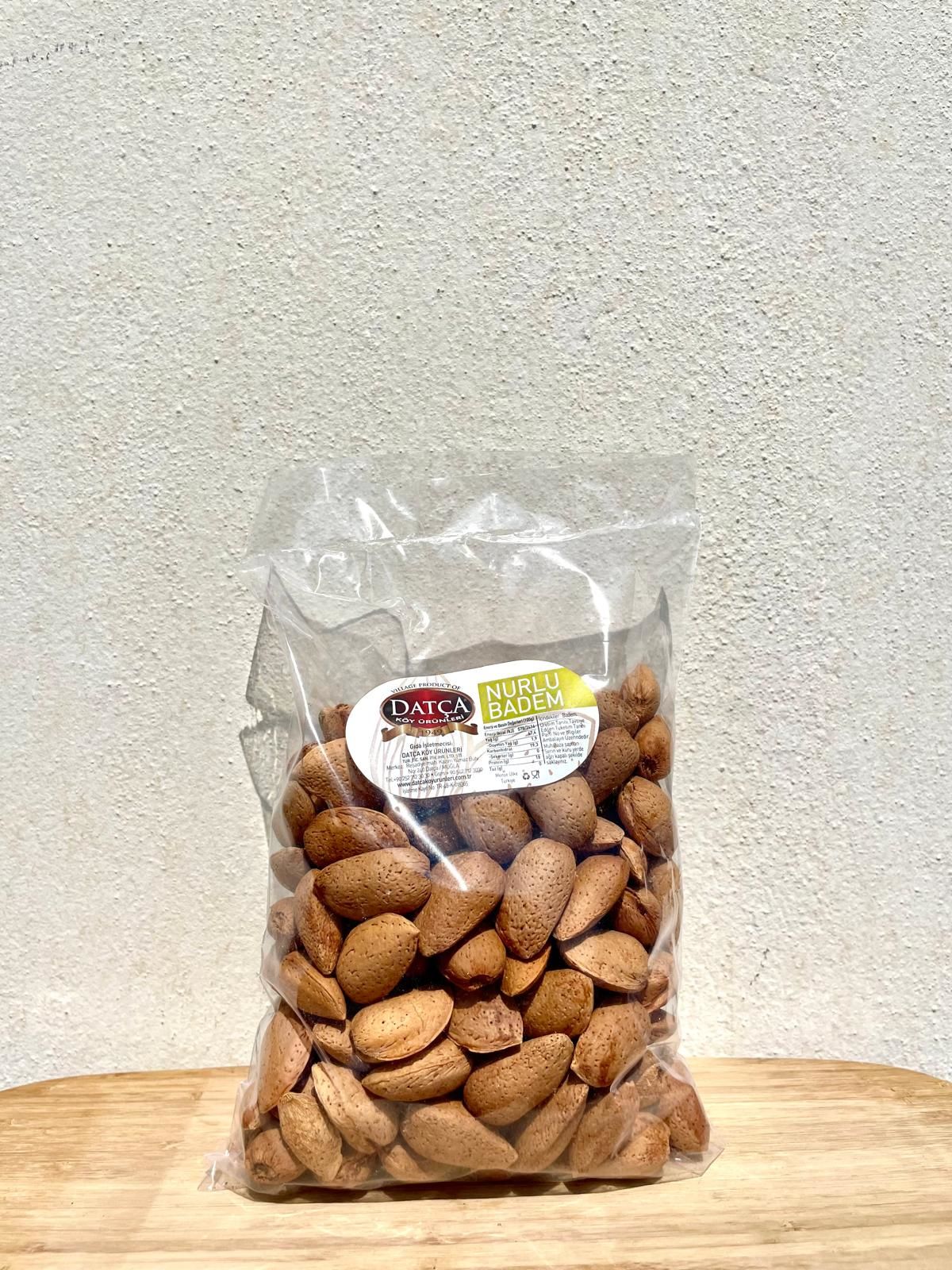 Datça Kabuklu Nurlu Badem 1000 Gr