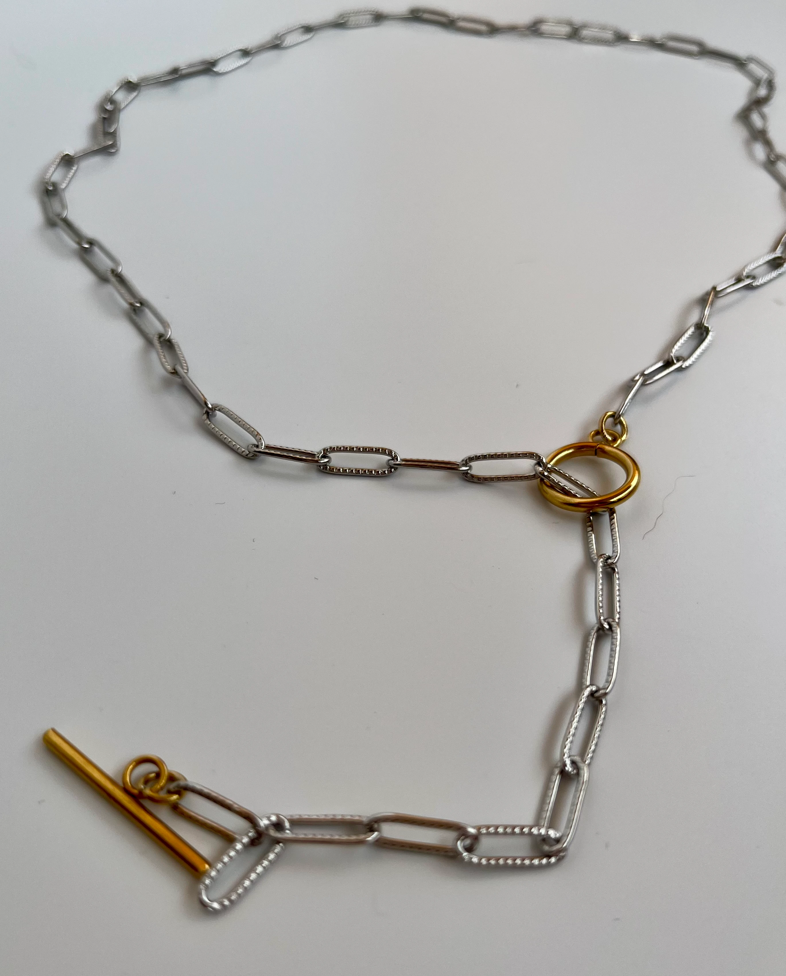 Çelik Ataç T Kolye