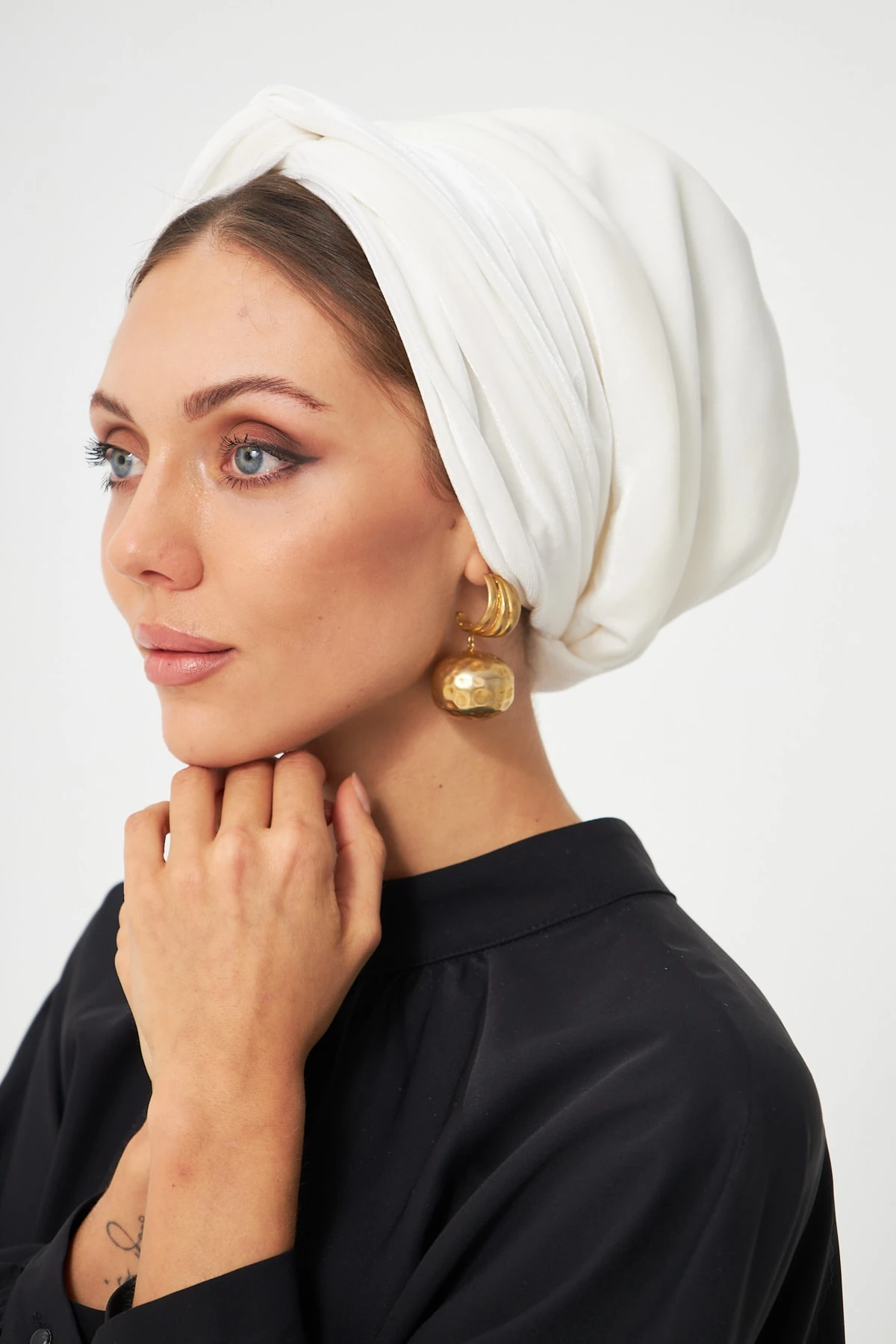 Kadife Burgulu Dolgulu Bone