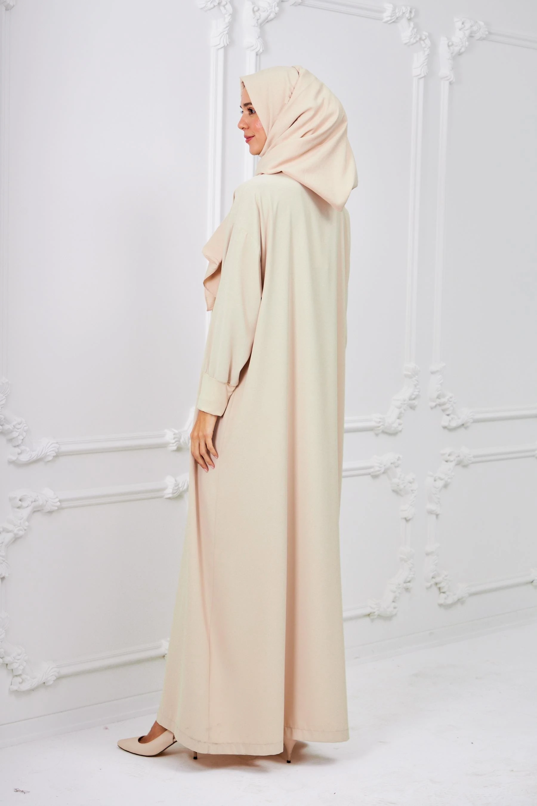 Düşük Omuzlu İkili Ferace