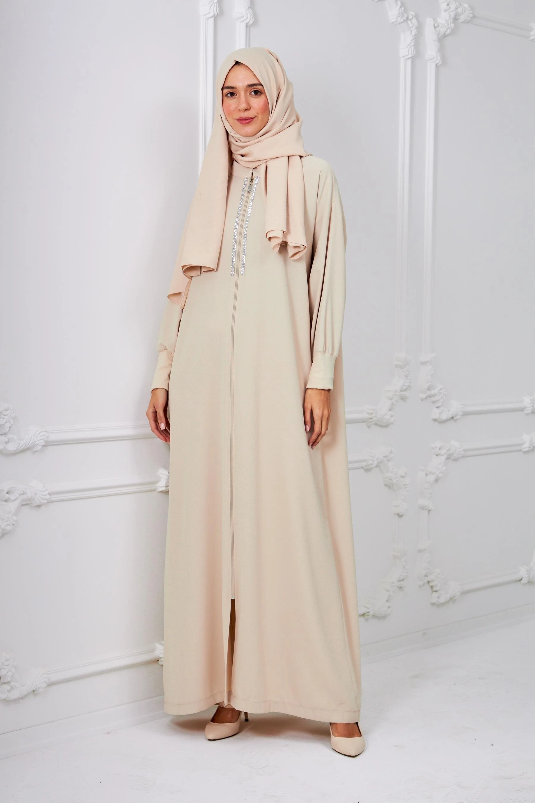 Düşük Omuzlu İkili Ferace