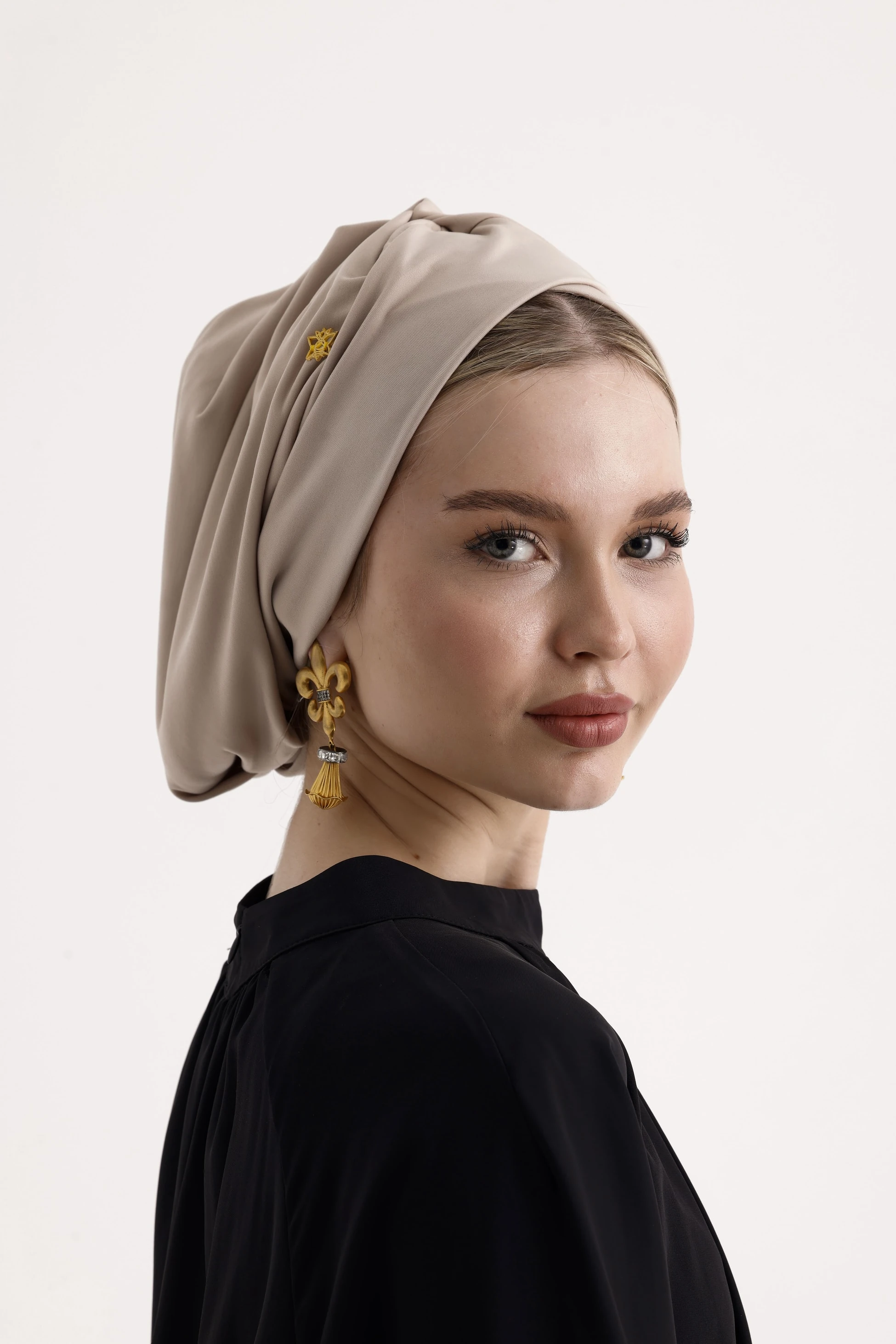 Sisre Önüçapraz Dolgusuz Günlük Bone