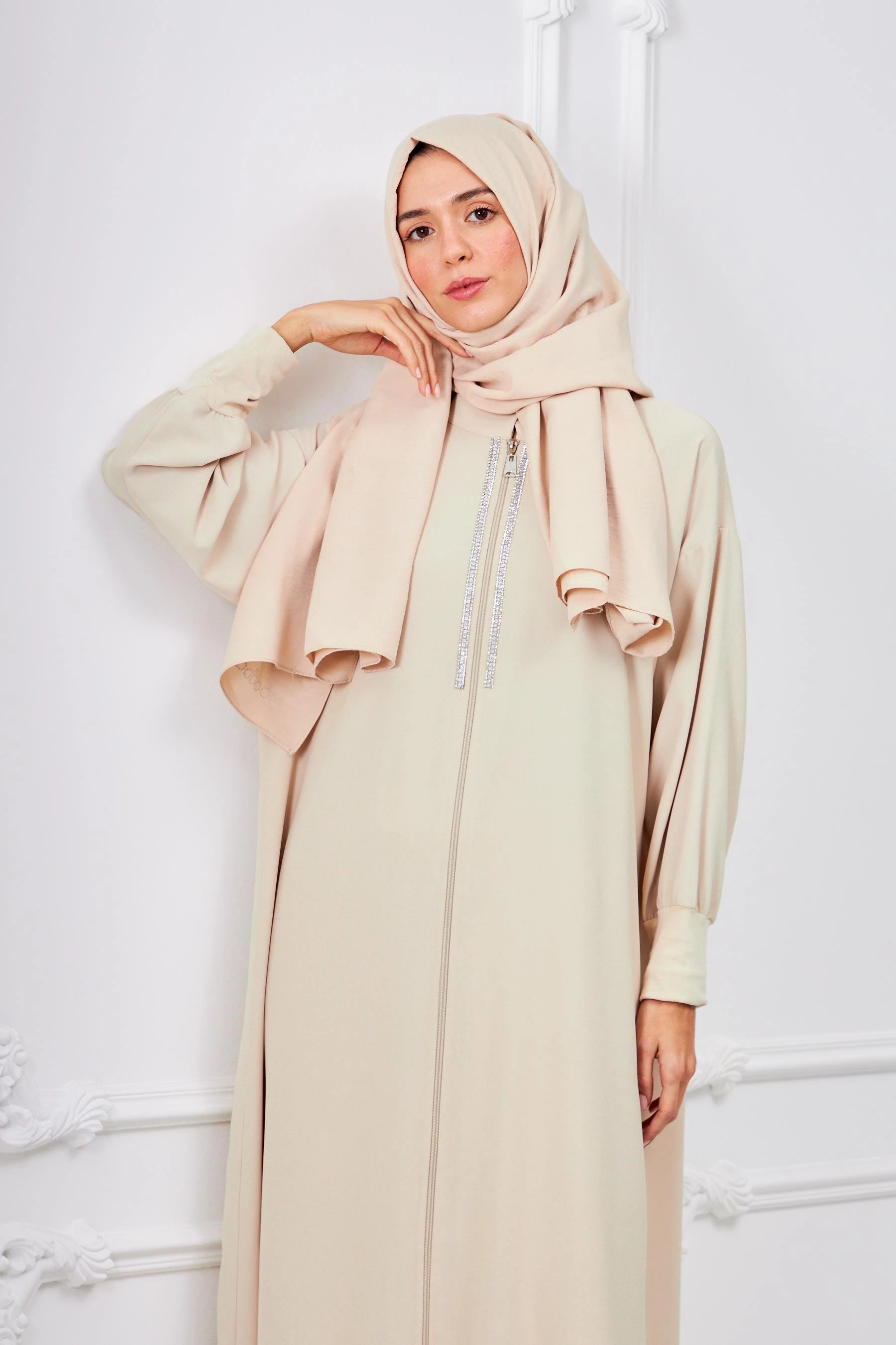 Düşük Omuzlu İkili Ferace