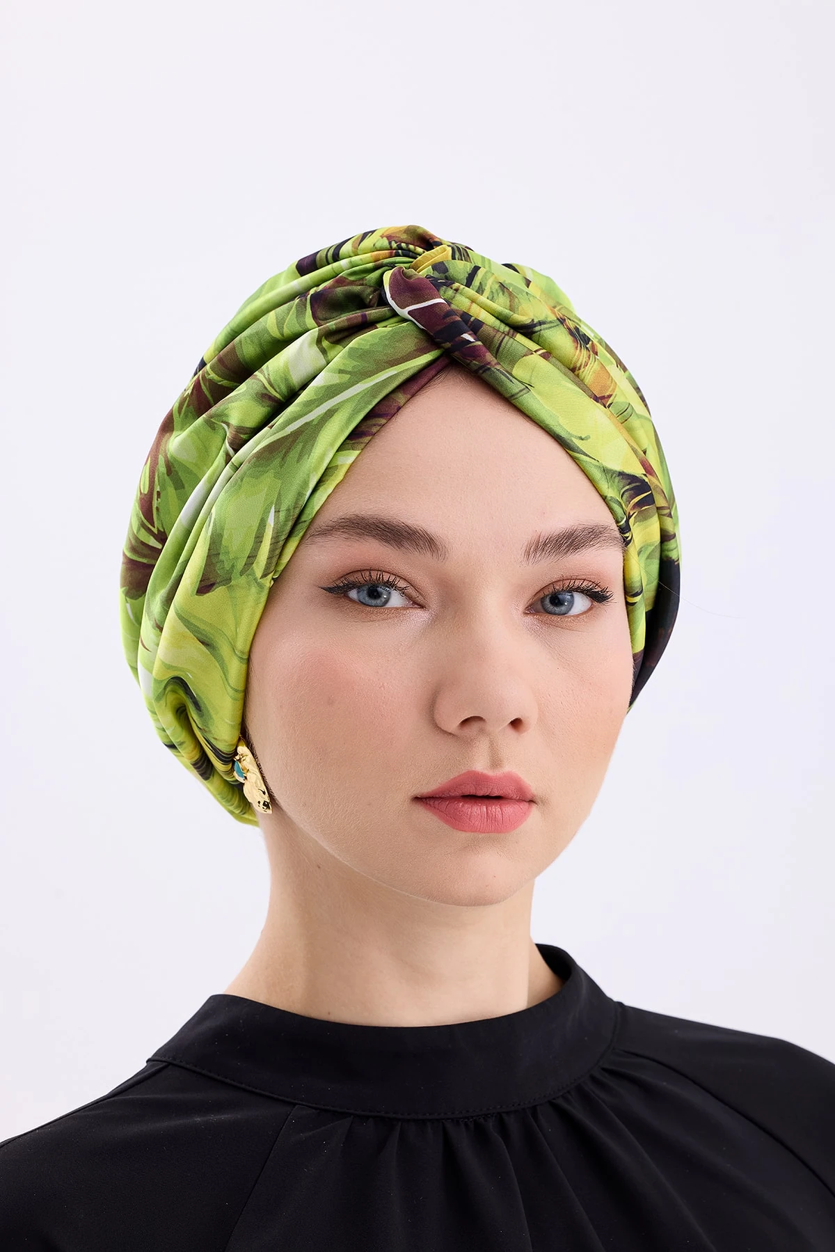 Havana Yeşil Yapraklı İpek Dolgusuz Bone