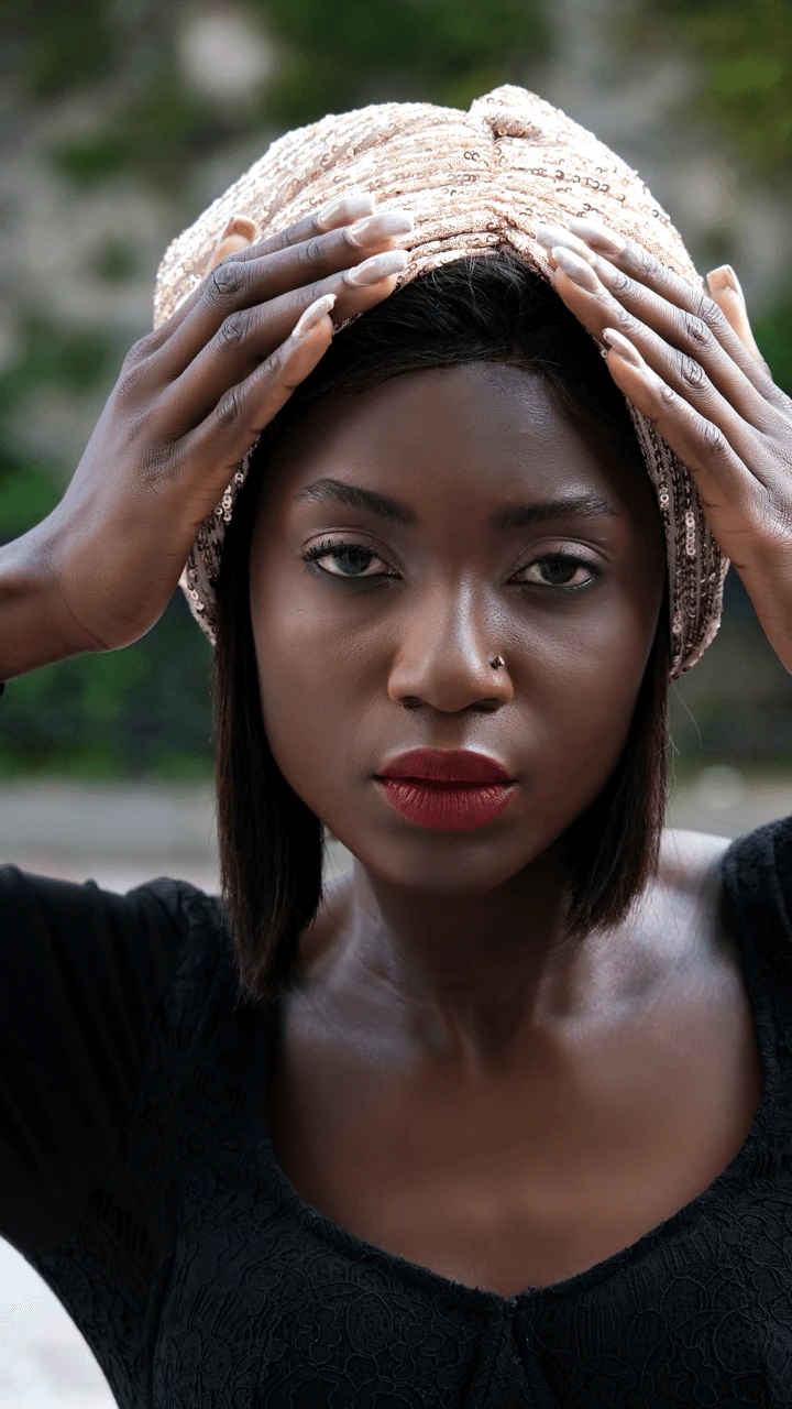 Pullu Dolgulu Abrans Bone - Gold