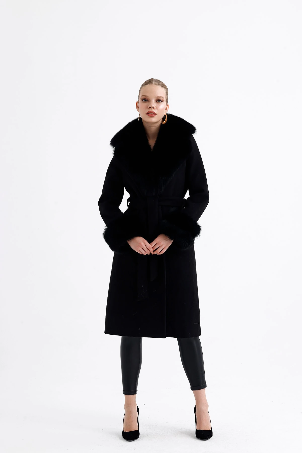 Kürk Detaylı Midi Boy Kaşmir Kaban