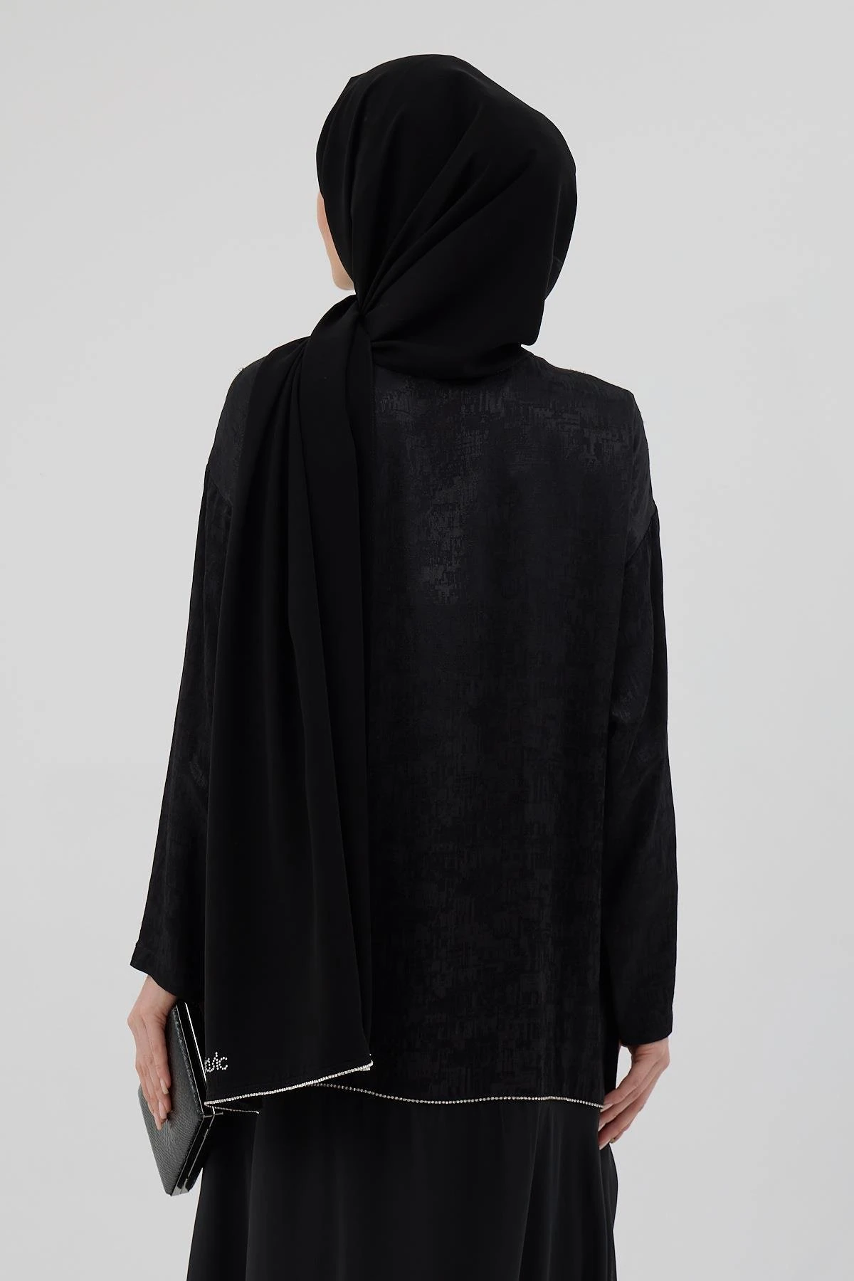 Kendinden Desenli Taş Şeritli Ferace