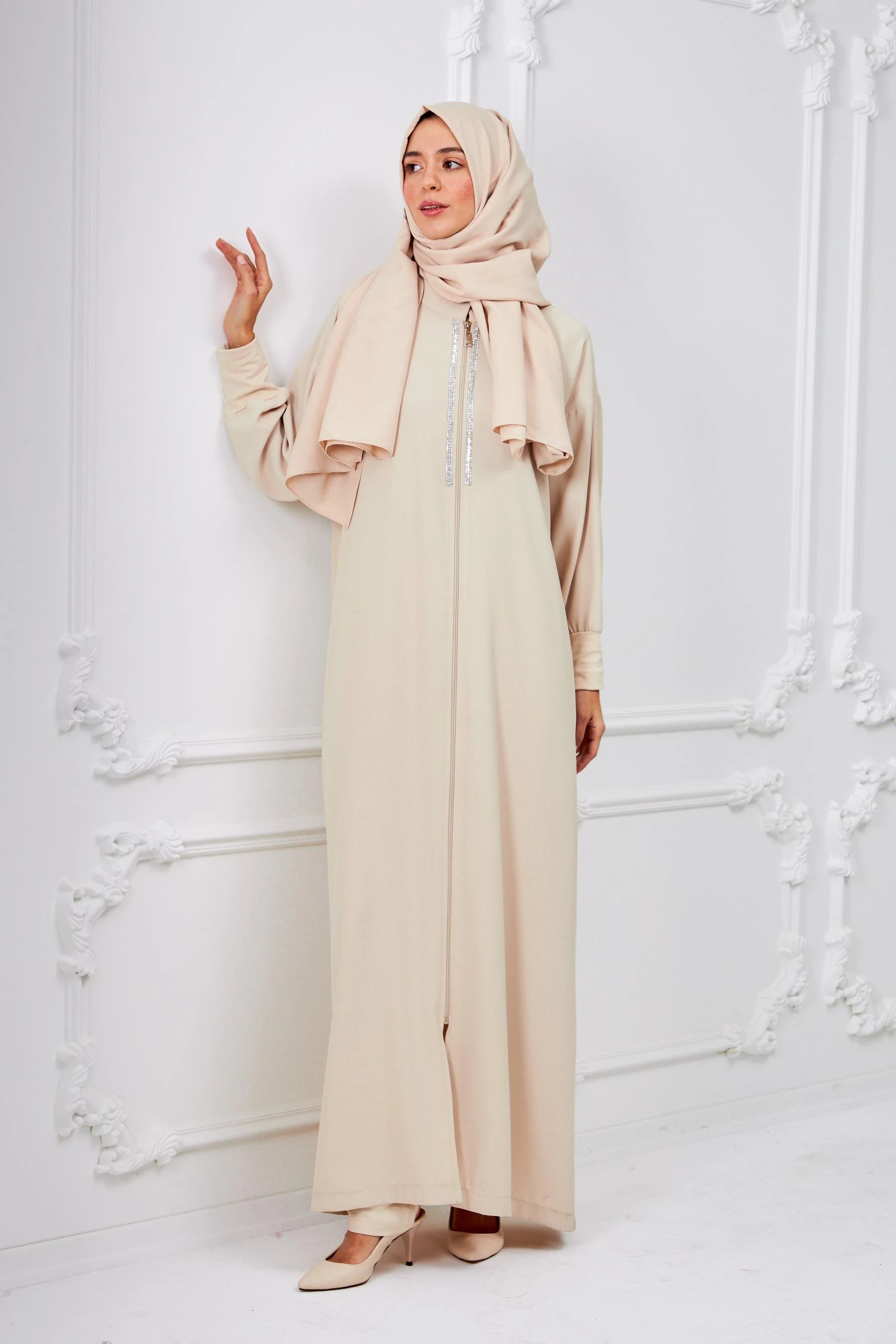 Düşük Omuzlu İkili Ferace