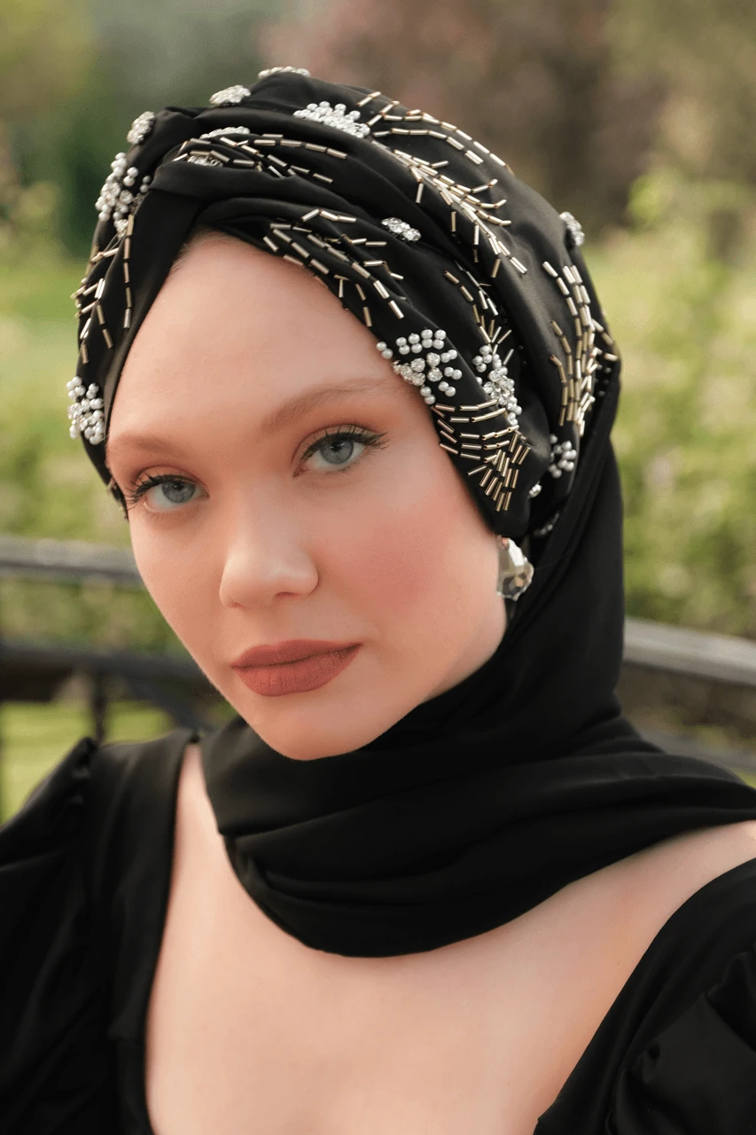 Siyah Şallı Dolgulu İstanbul