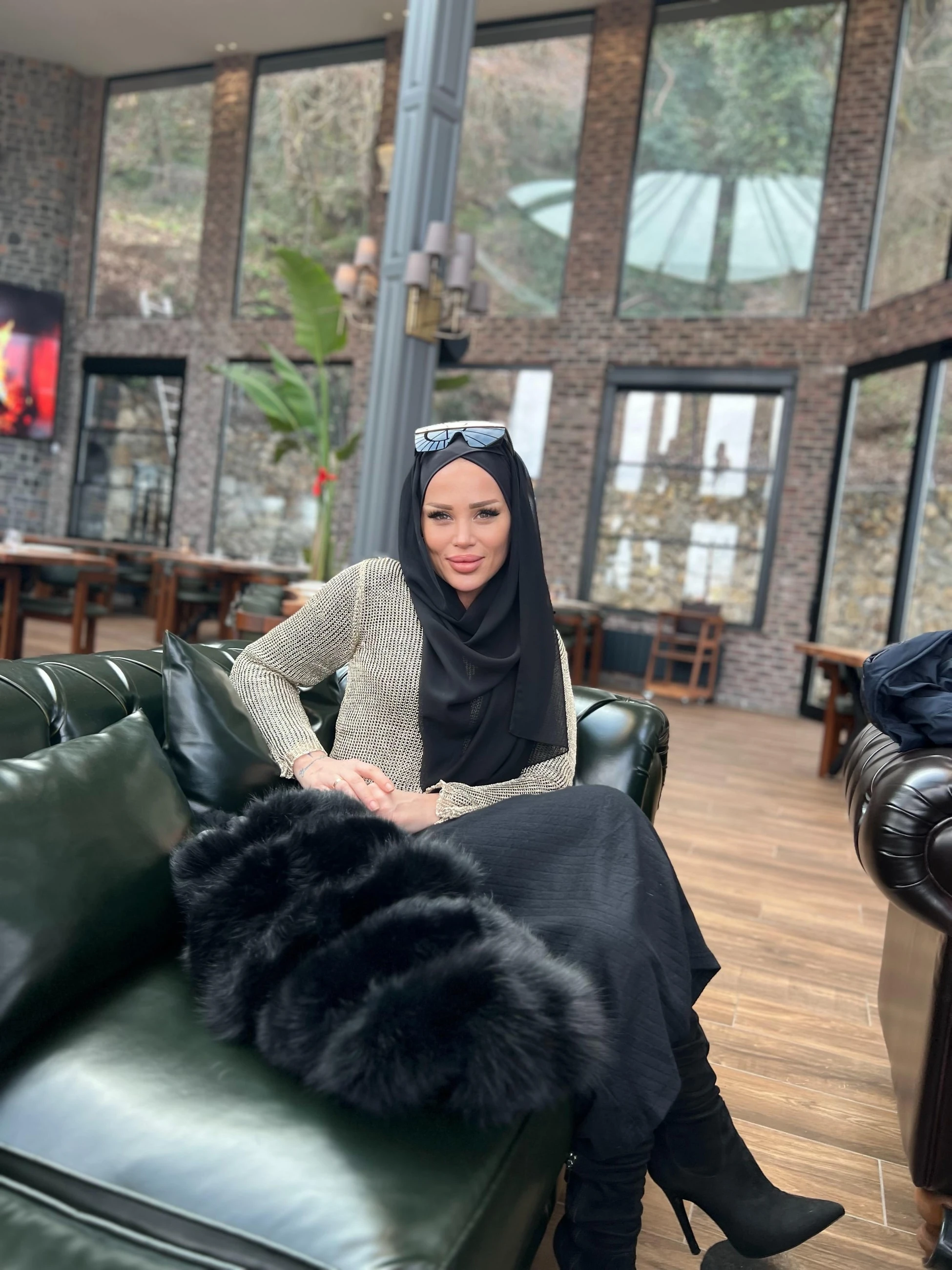 Çapraz Şallı Dolgulu Bone