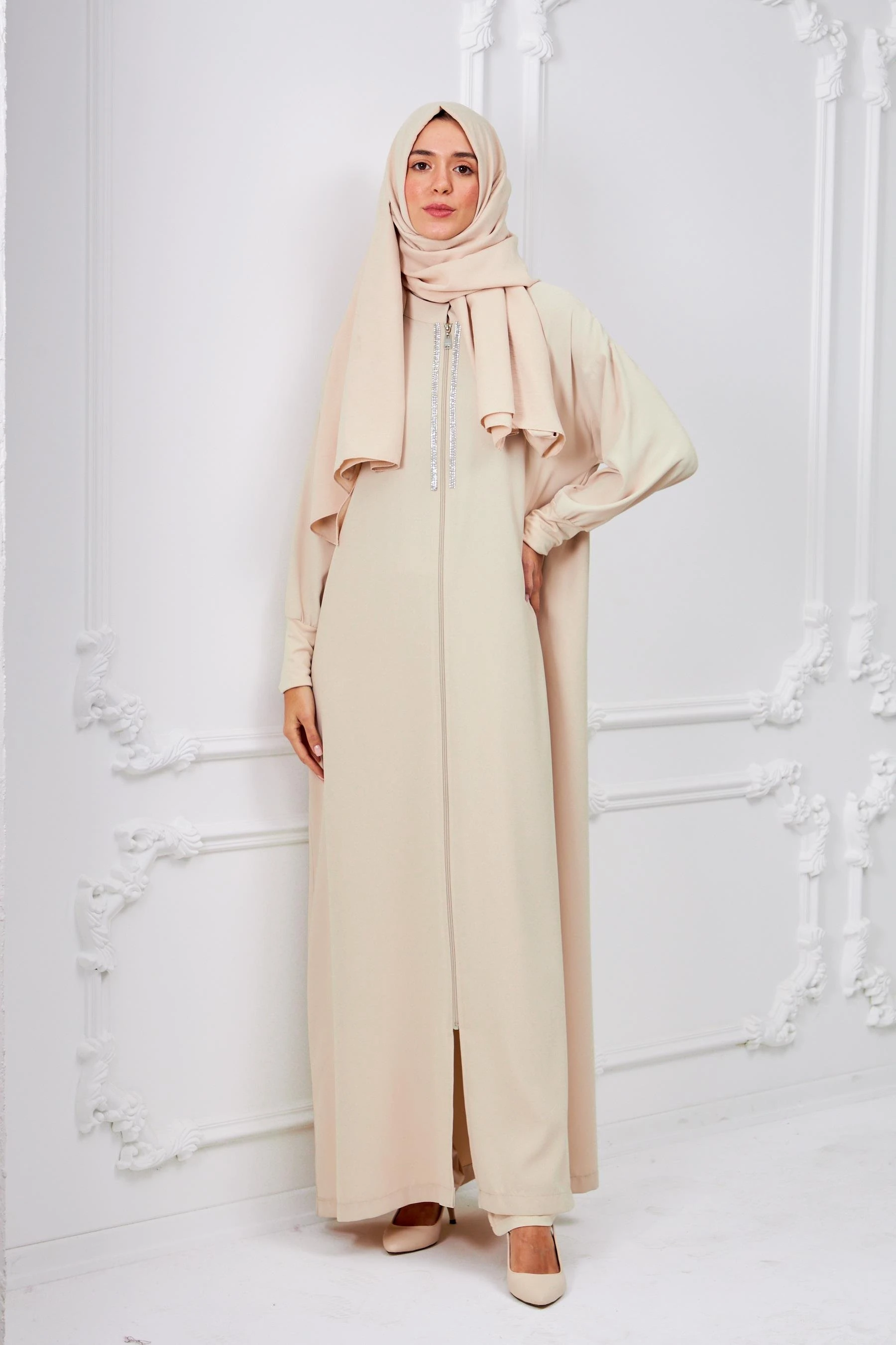 Düşük Omuzlu İkili Ferace