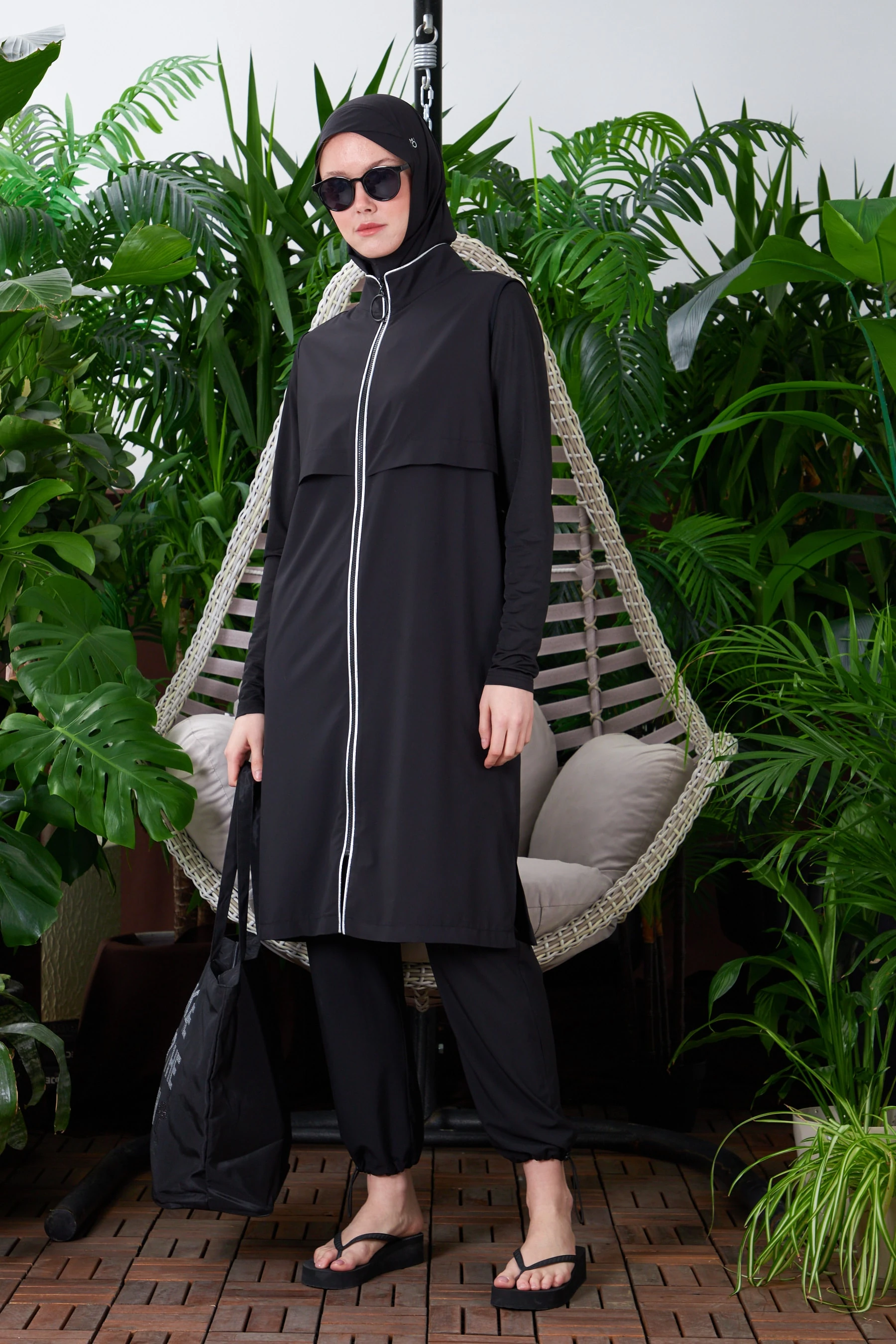 Gümüş Şeritli Tesettür Mayo