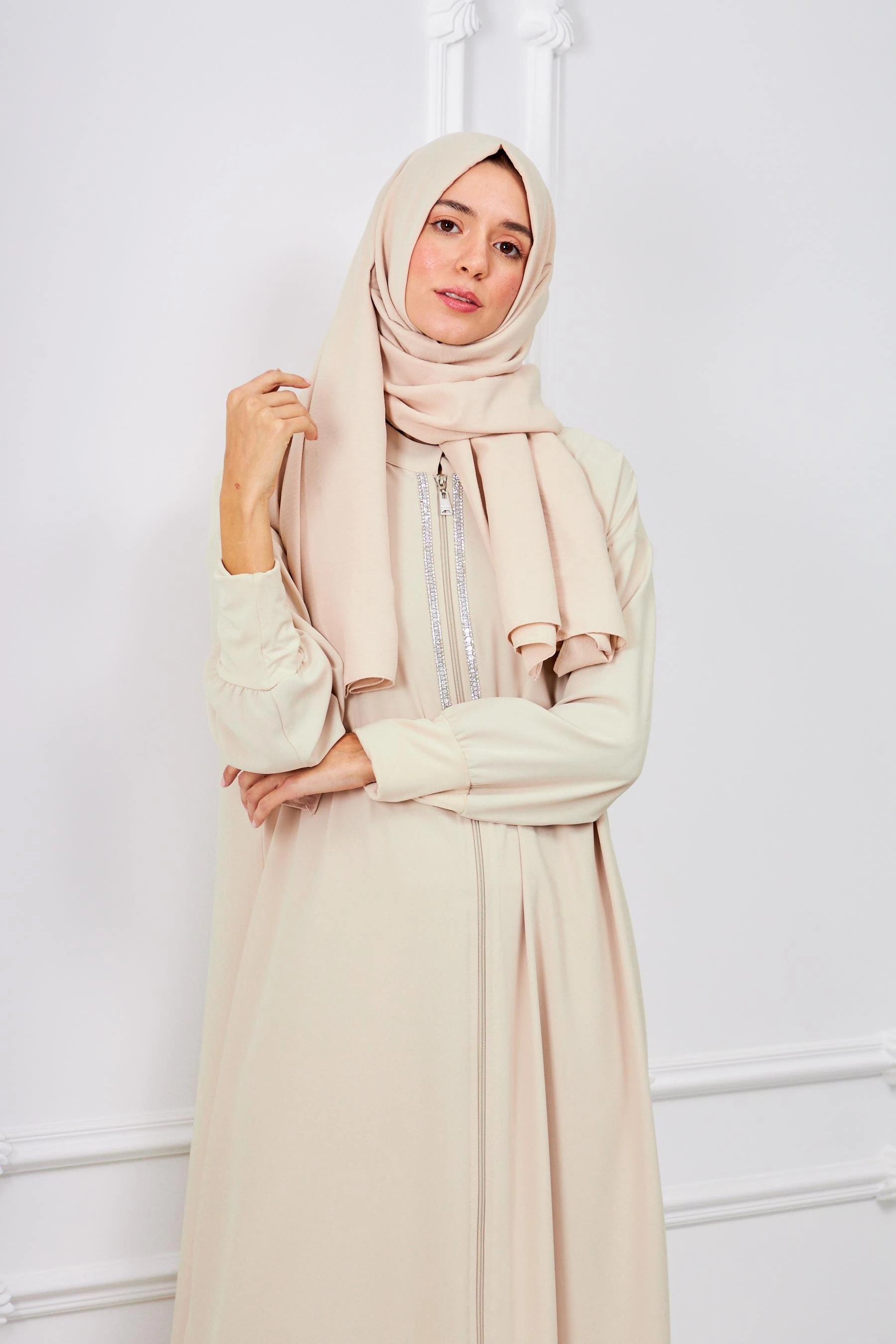 Düşük Omuzlu İkili Ferace