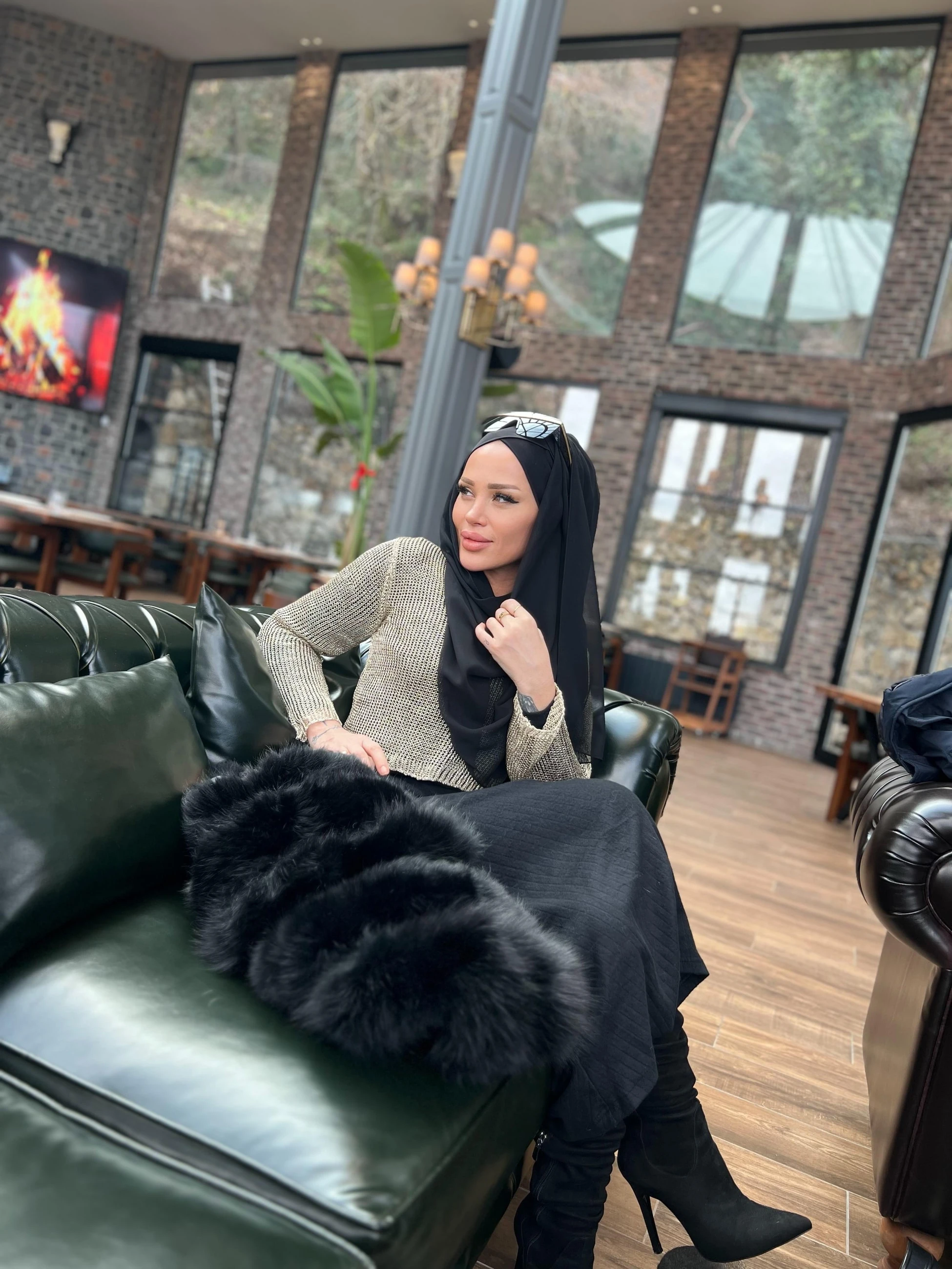 Çapraz Şallı Dolgulu Bone