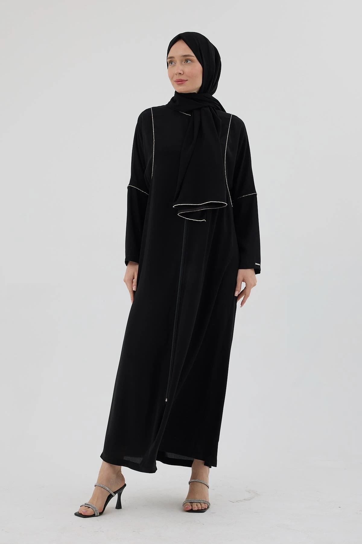 Taş Şeritli Ferace