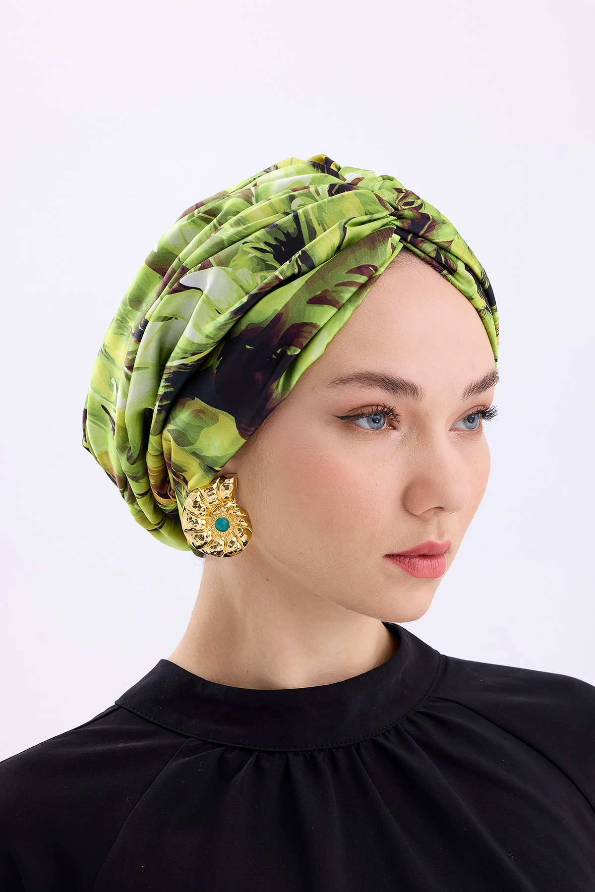 Havana Yeşil Yapraklı İpek Dolgusuz Bone