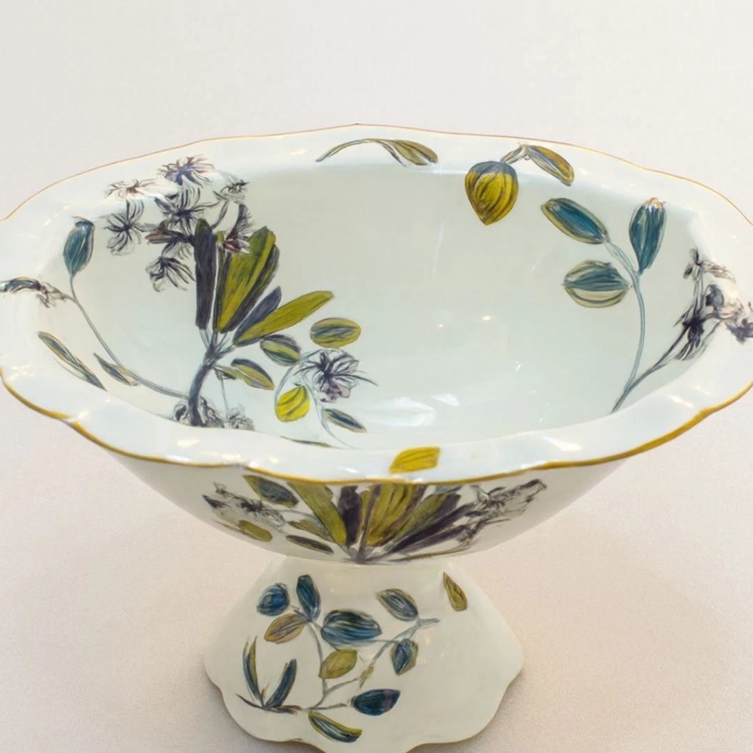 PORSELEN AYAKLI SUNUMLUK