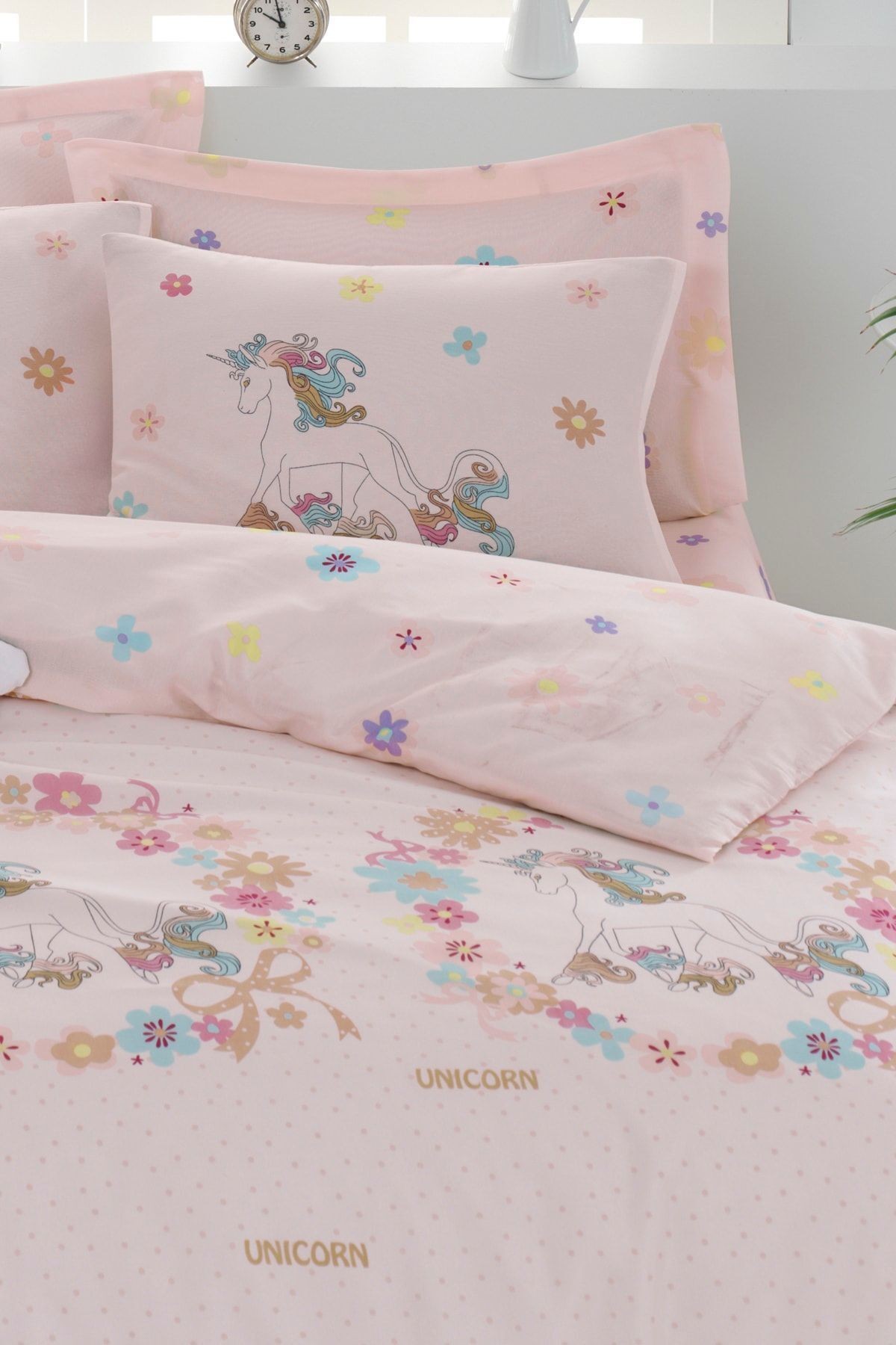 Kolay Ütülenir Nevresim Takımı Çift Kişilik Unicornlar Pembe