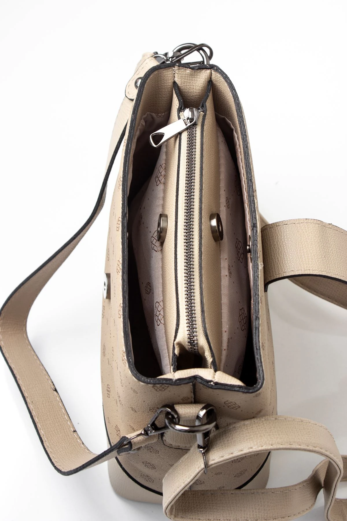 ANJALİ KADIN DESENLİ KEMERLİ ÇAPRAZ ÇANTA (1320)