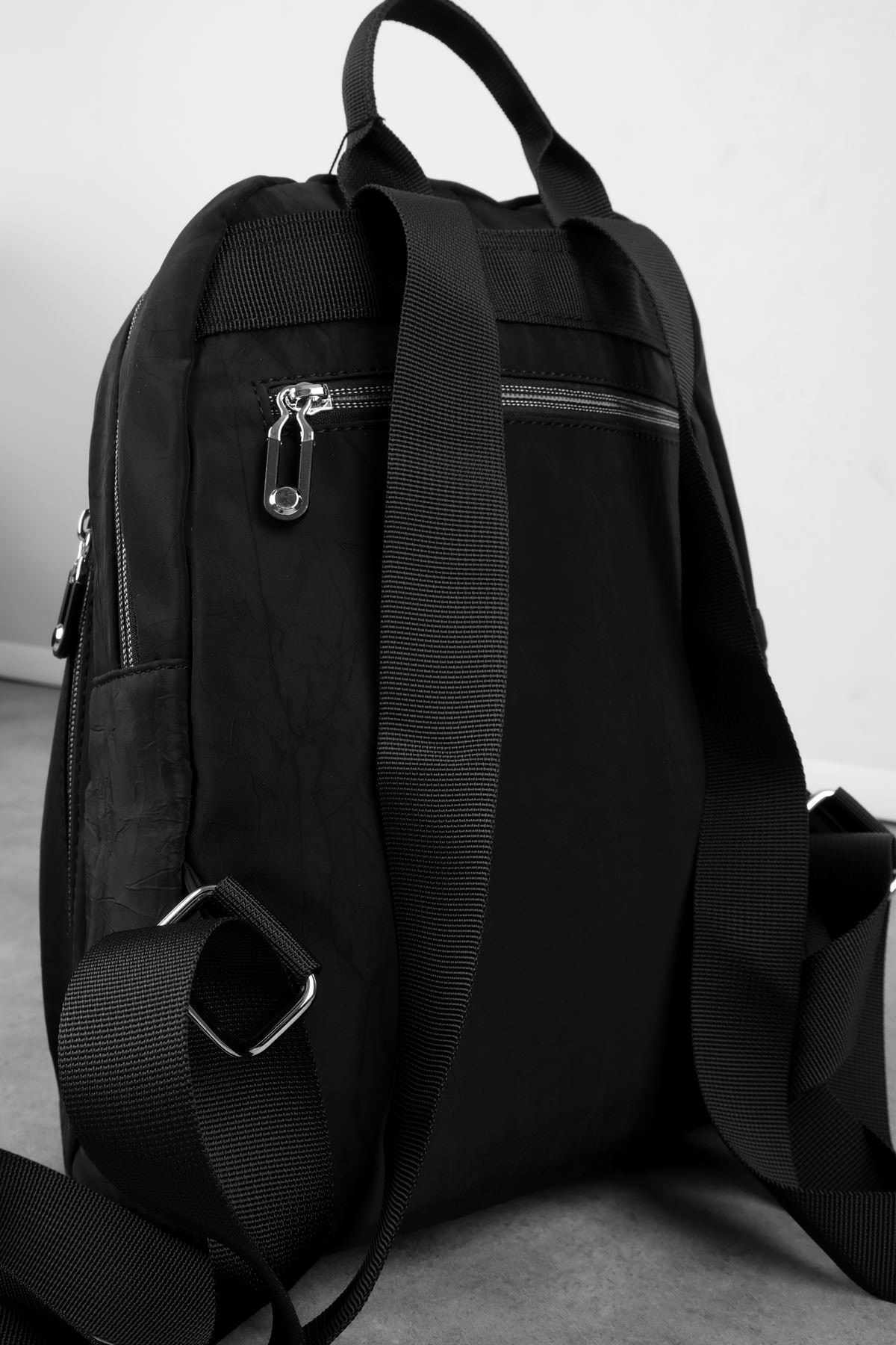 Kadın Yanlarından Fermuar Detaylı Küçük Boy Sırt Çantası(4013) 2856 - siyah