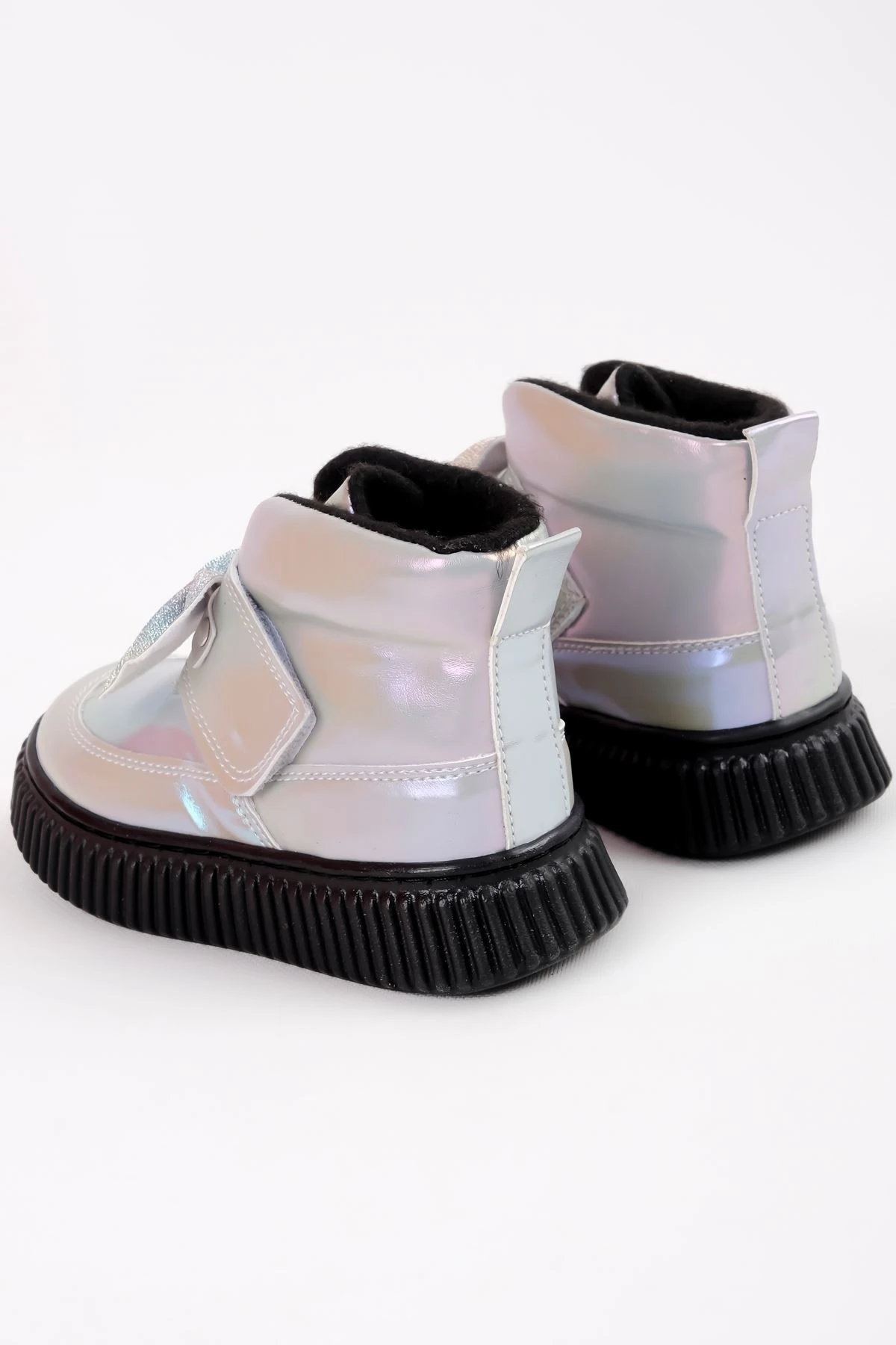 Kız Çocuk Fiyonk Detaylı Cırt Cırtlı Bot