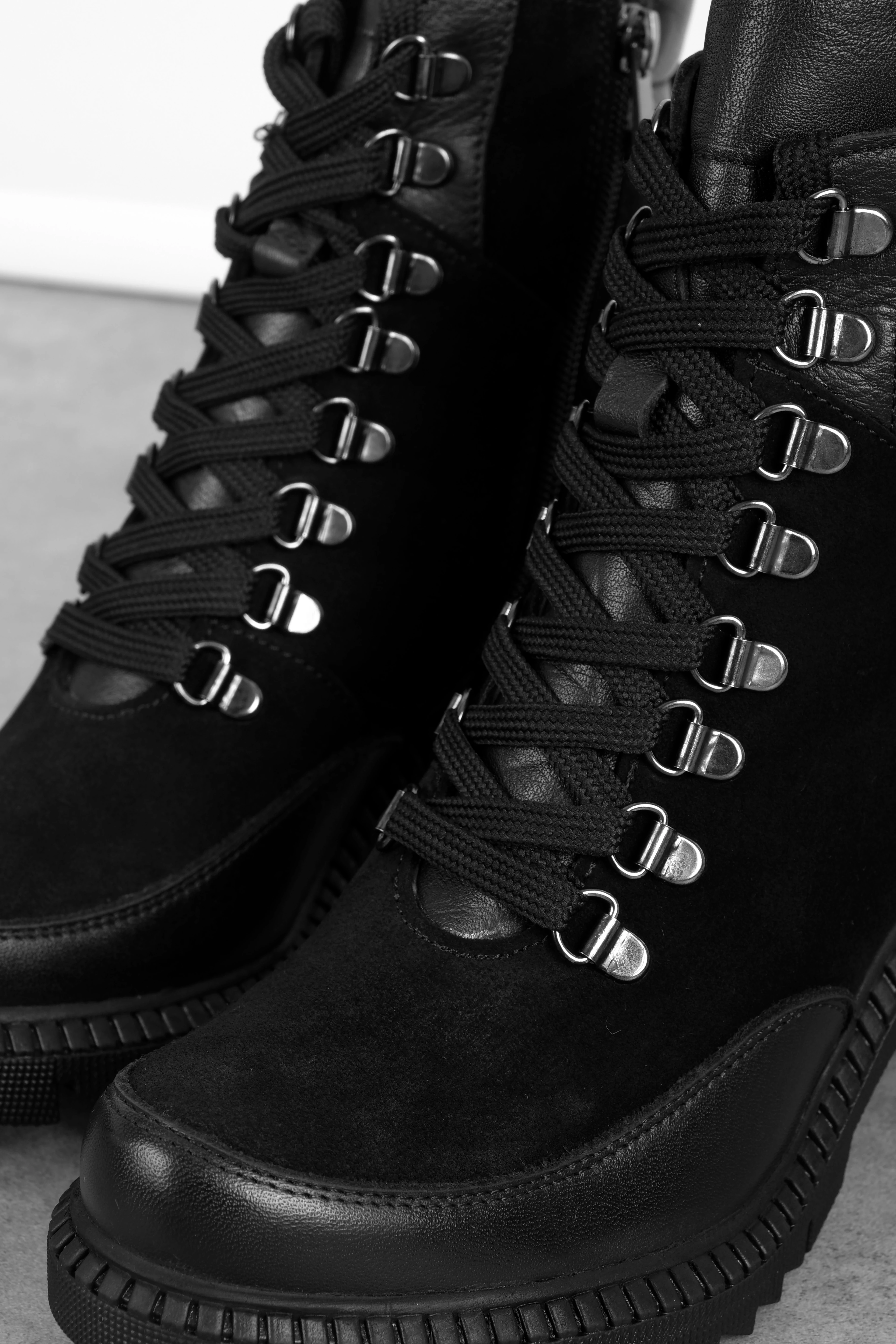 Balder Kadın Hakiki deri Bağcık Detaylı Fermuarlı Topuklu Postal(B4156) - S.SİYAH