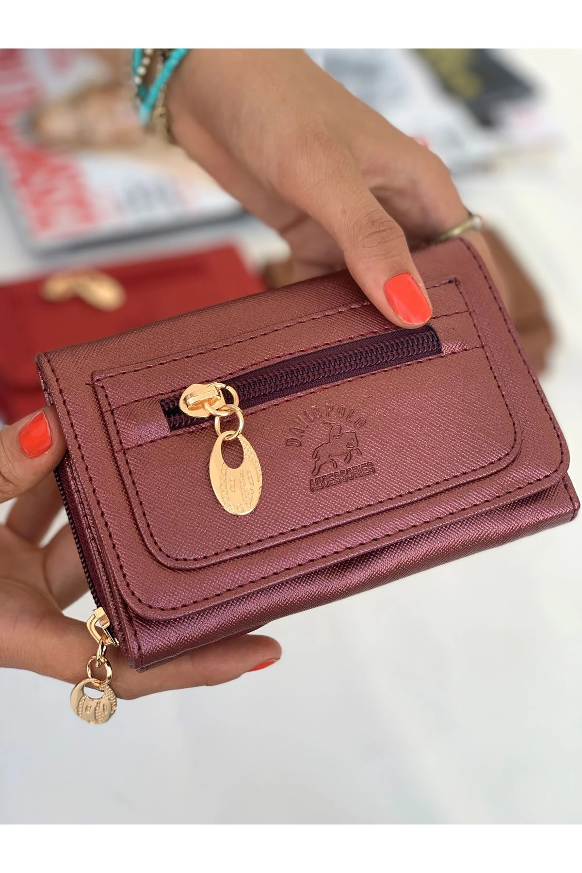 ÖNÜ FERMUARLI BAYAN CÜZDAN