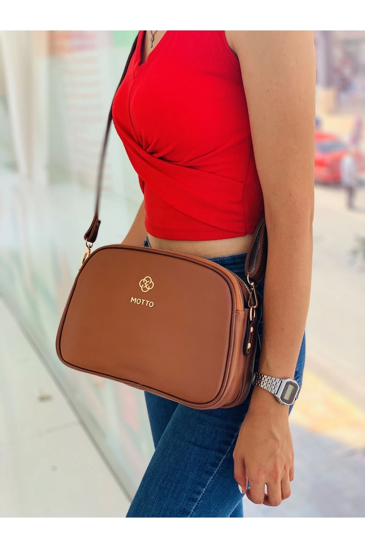 Motto Yoncalı Çanta