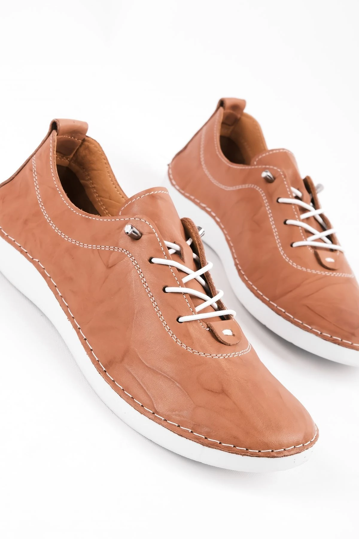 Darell Kadın Hakiki deri Lastik Bağcık Detaylı Günlük Ayakkabı